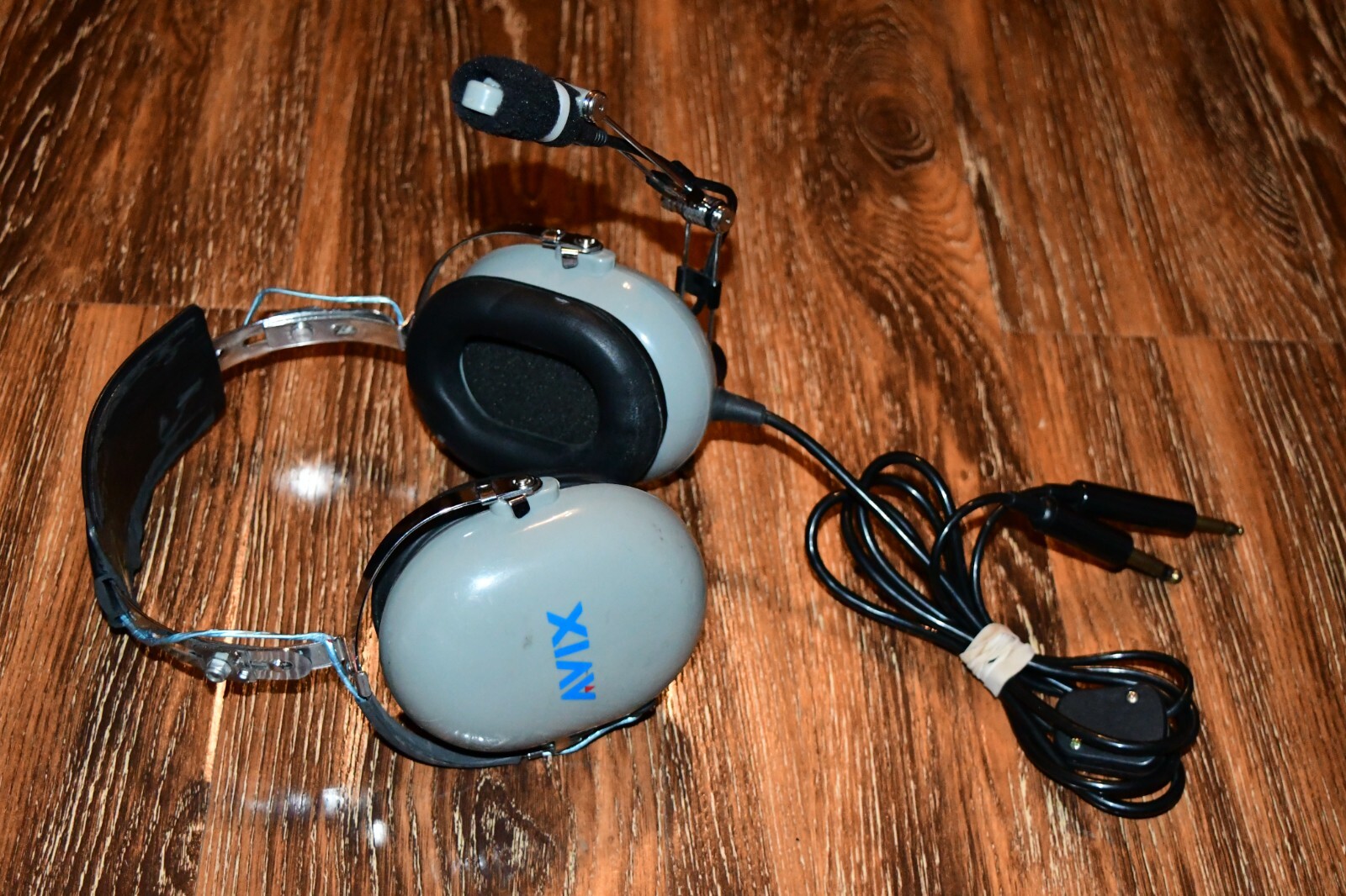 AVIX AX-20 Headset - Dual GA Plugs-good shape- rare 2k