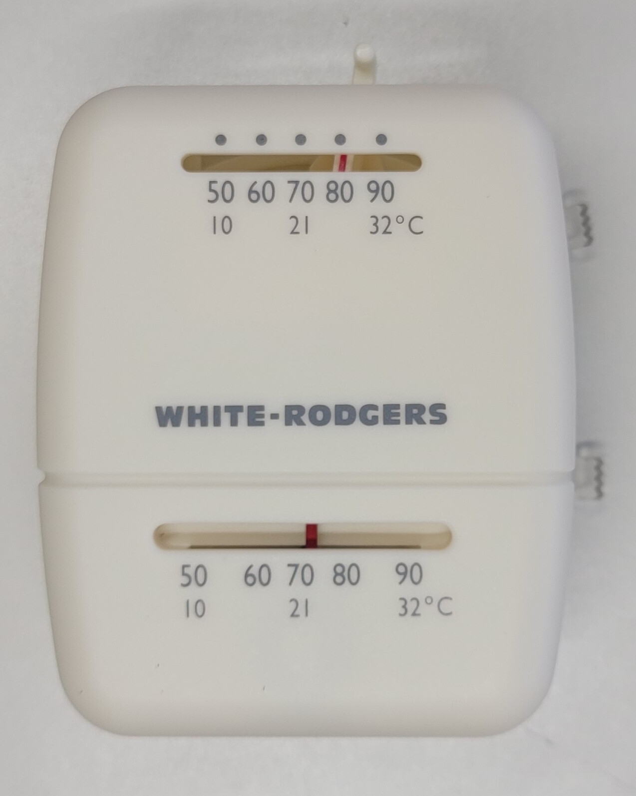 White Rodgers IC26-101 Heat and Cool Thermostat 24VAC Snap Action New Old Stock