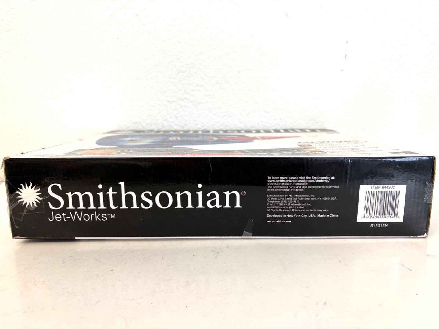 Smithsonian Jet Works Model Kit Working Jet Engine Model #944982 Sealed Complete