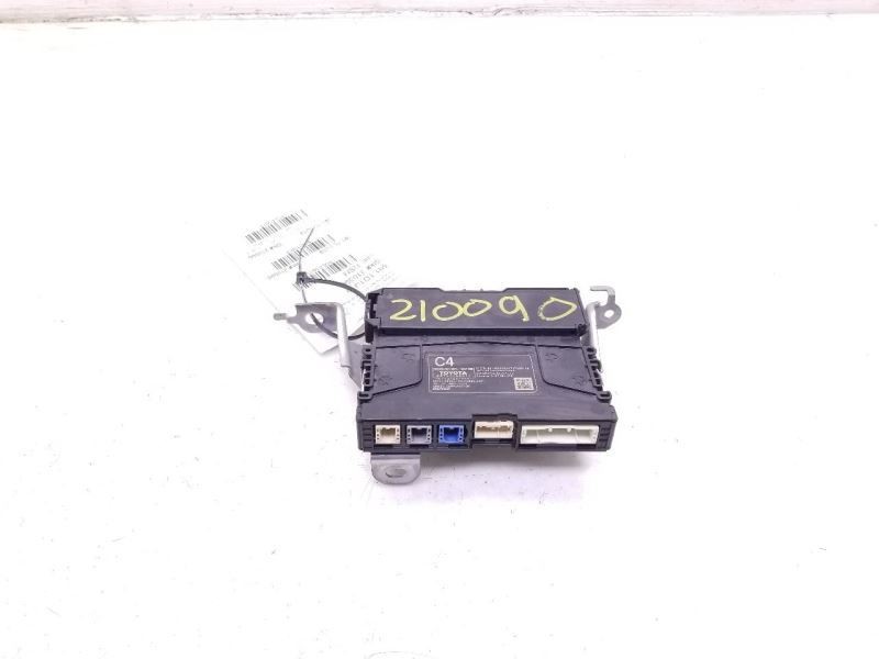18-20 TOYOTA CAMRY TRANSCEIVER TELEPHONE SENSOR CONTROL MODULE ECM ASSEMBLY