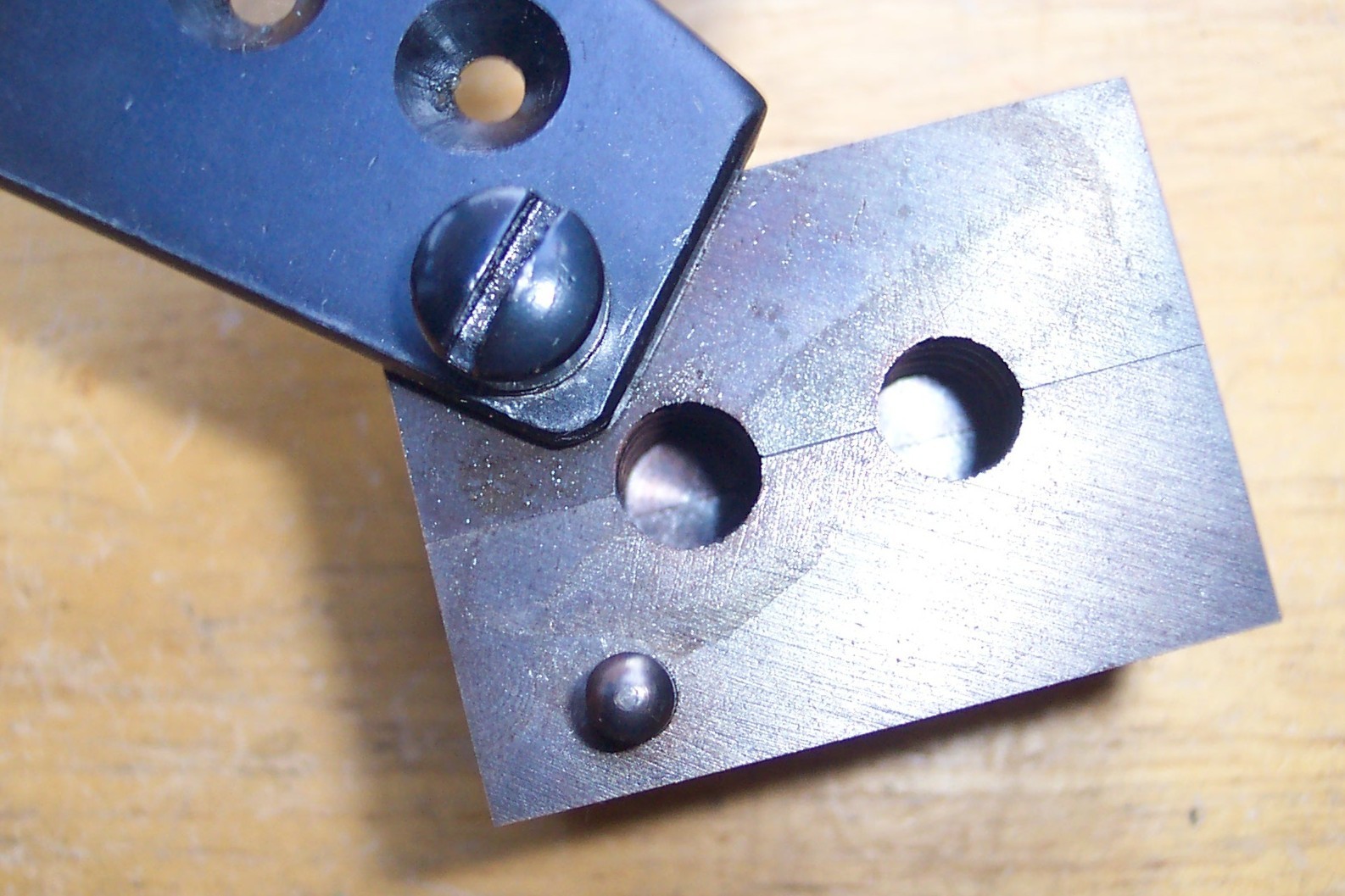RCBS 38-140-WC 38/357 CAL 140 GRAIN WADCUTTER BULLET MOLD