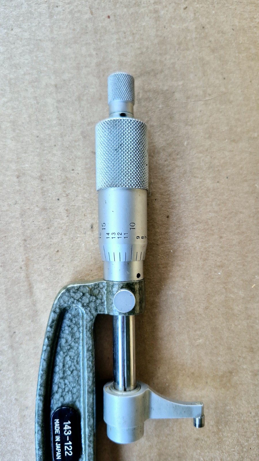 Mitutoyo 143-122 Caliper Type Micrometer 1-2″ .001"