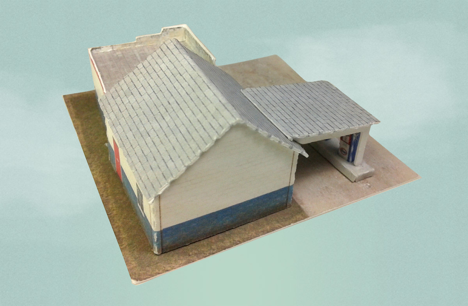 Z Scale Building - Retro Gas Station Service Station (Cover Stock Paper Kit)