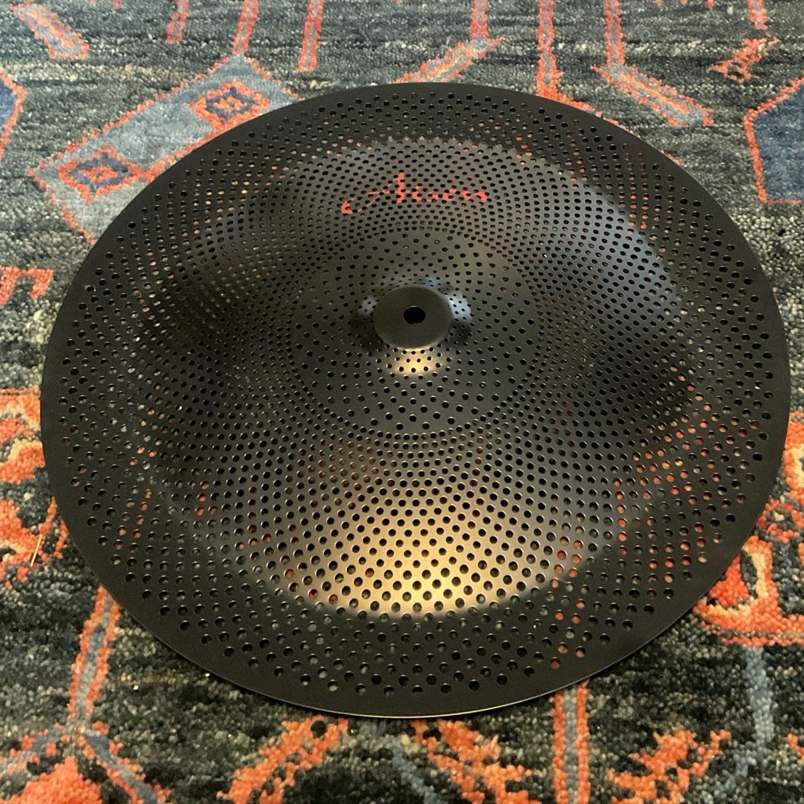 Aisen 18” Low Volume China Cymbal - Black