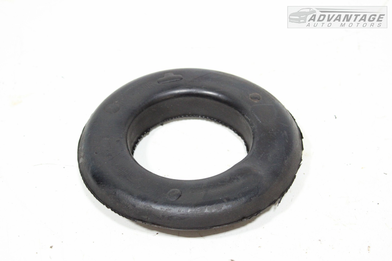 2013-2018 DODGE RAM 1500 4WD REAR LEFT OR RIGHT UPPER COIL SPRING ISOLATOR OEM