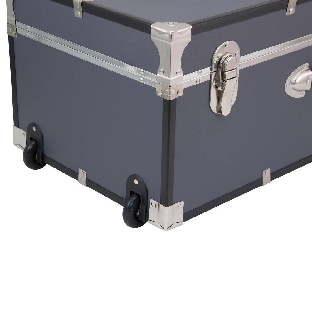 Seward Explorer 30 In. Trunk with Wheels & Lock, Gray