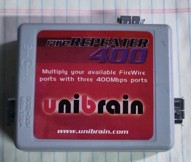 Unibrain Fire Repeater 400. 3 FireWire Ports 400 Mbps