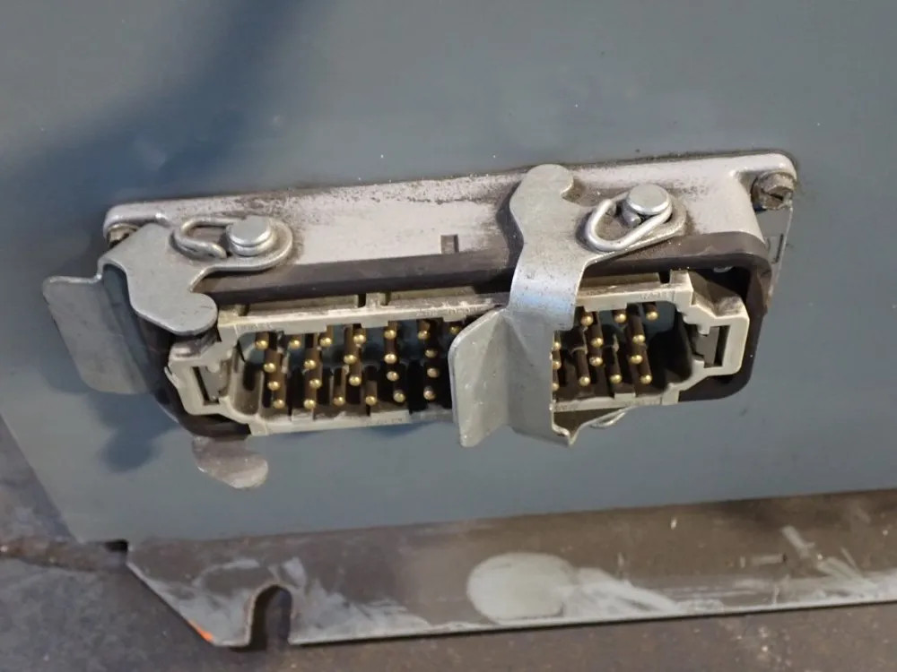 SQUARE D CONTROL PANEL 08251472344