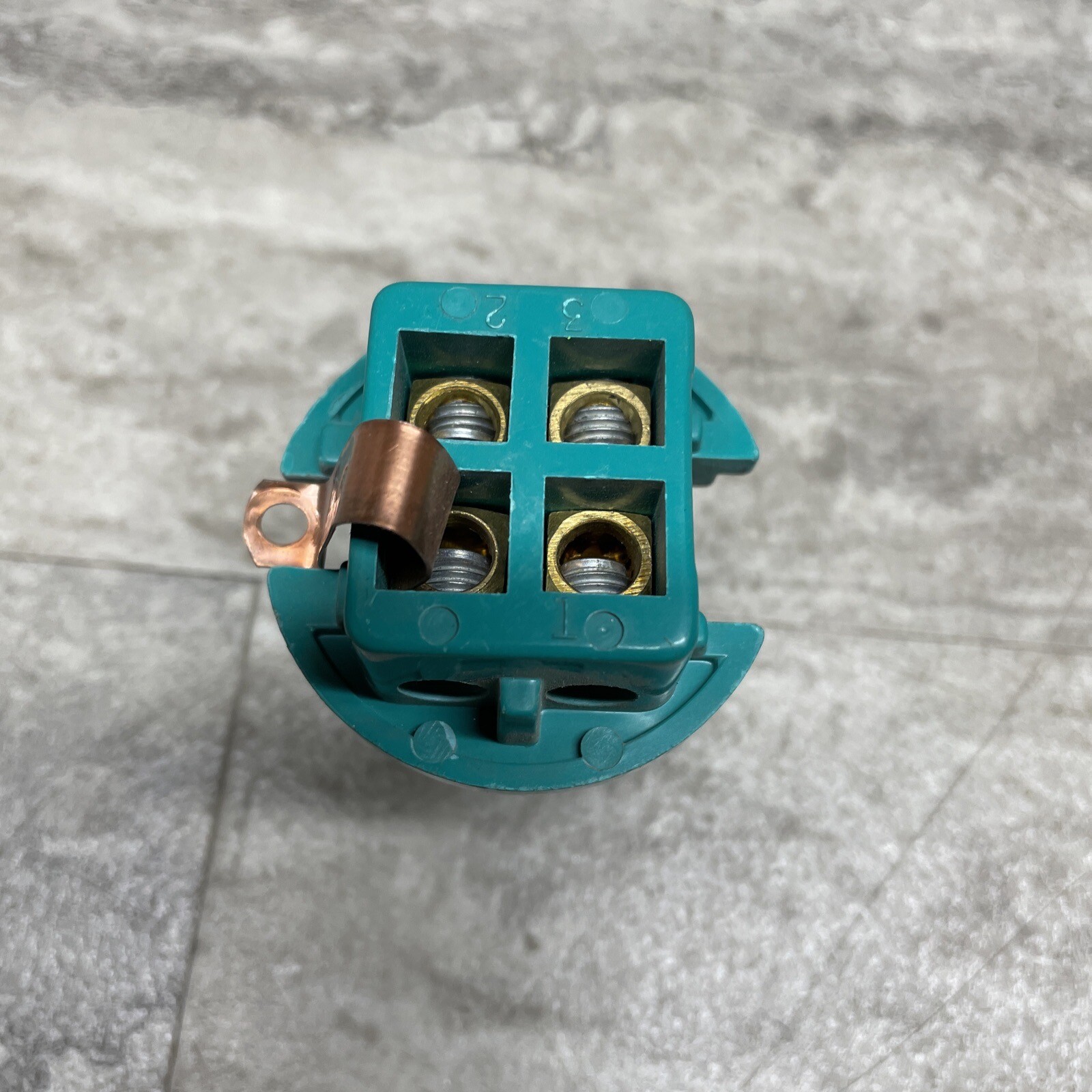 Appleton 304075 Pin & Sleeve Connector Assembly, Lightly Used