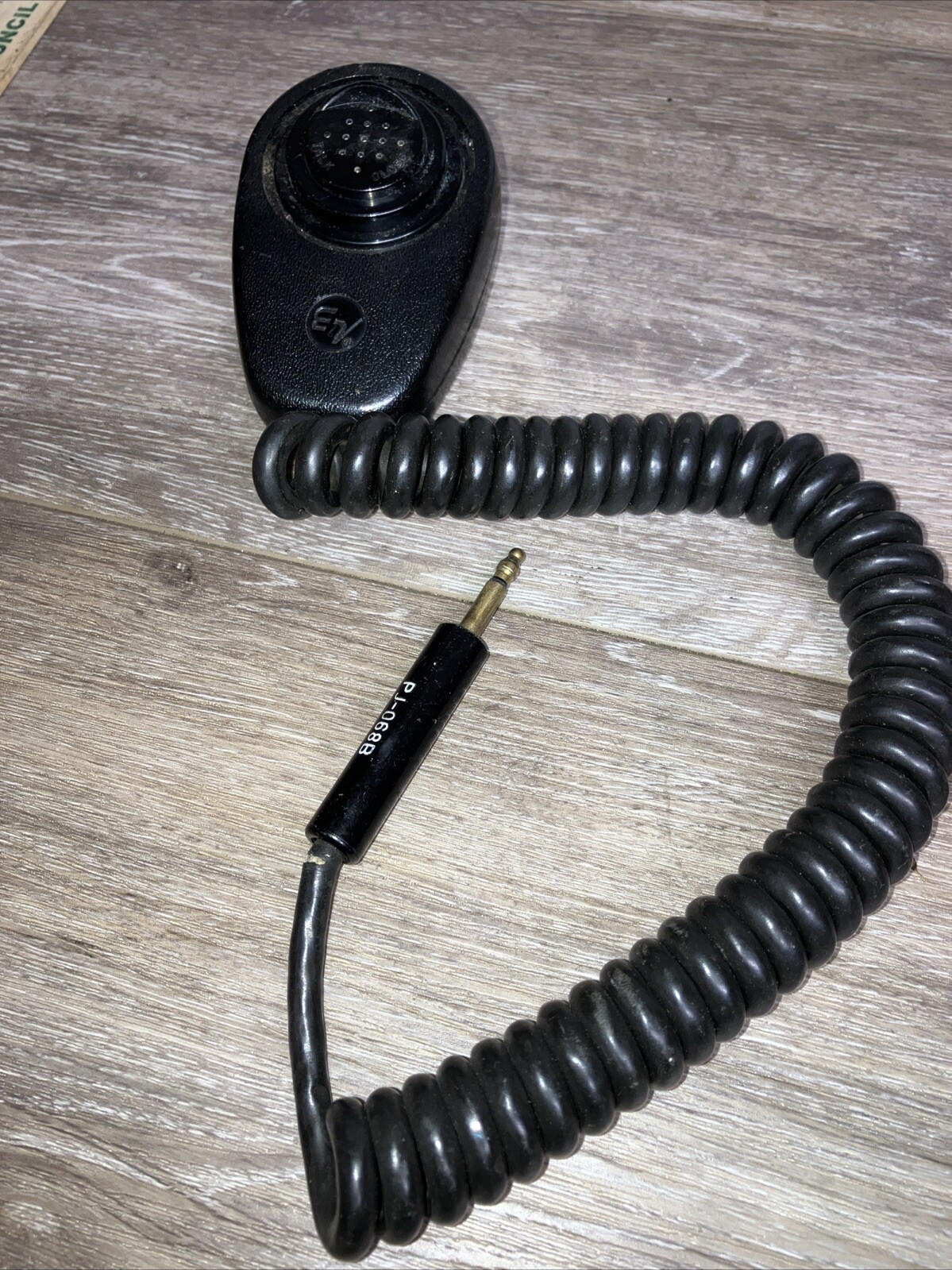 Noise Cancelling ElectroVoice Handheld 602FTR Dynamic Microphone UNTESTED