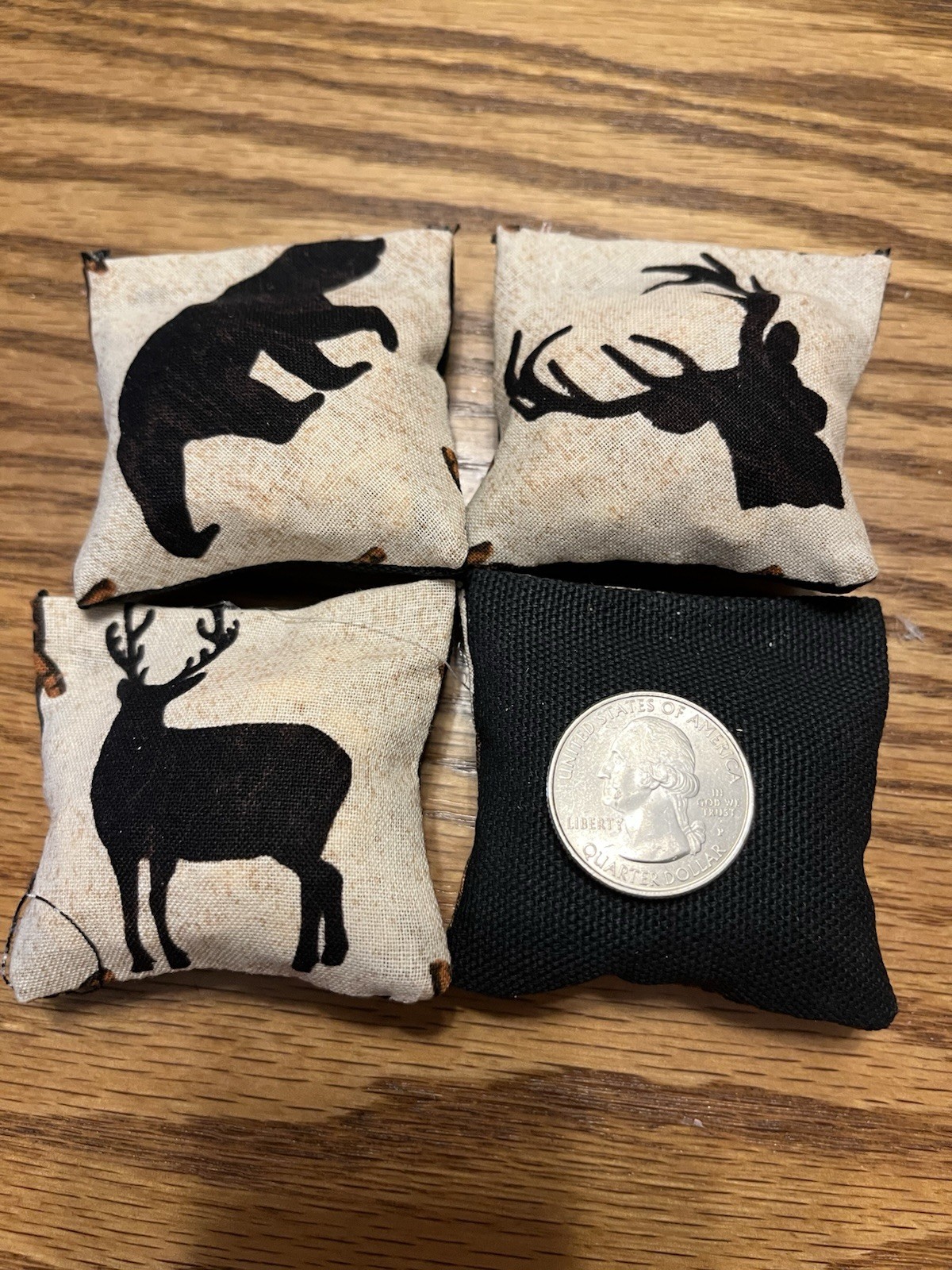 4 Woodland Animals (black Back) Mini Cornhole, bean bags, 2" X 2"