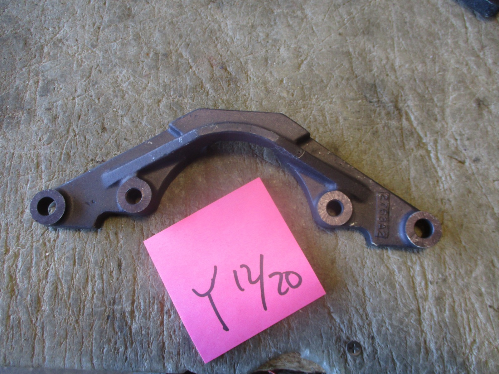 NOS Brake Caliper Retainer, Aluminum, for HMMWV
