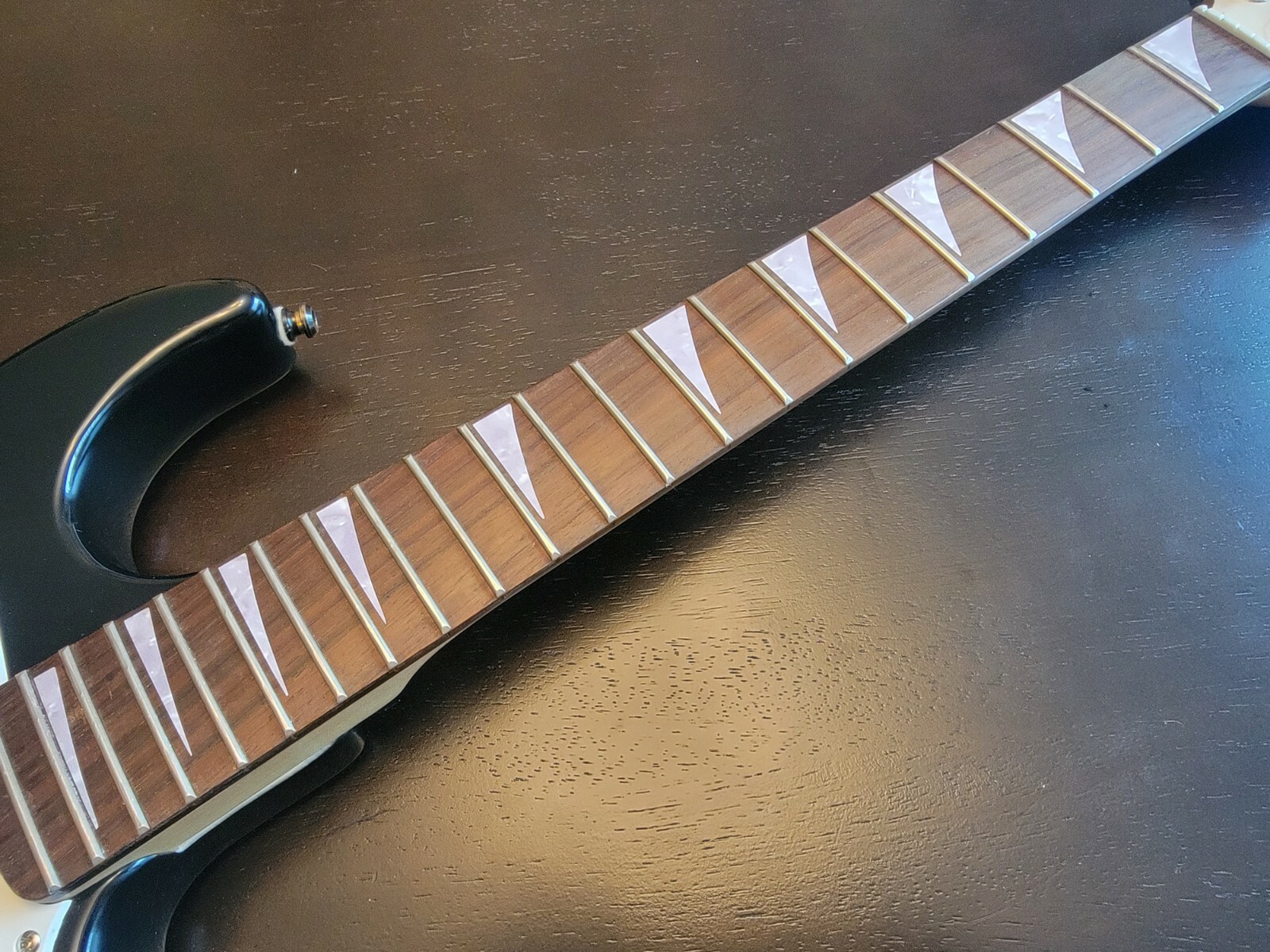 Pearl/Pearloid Shark Fins #2 Design Fretboard Markers Vinyl Decals Inlays Guitar