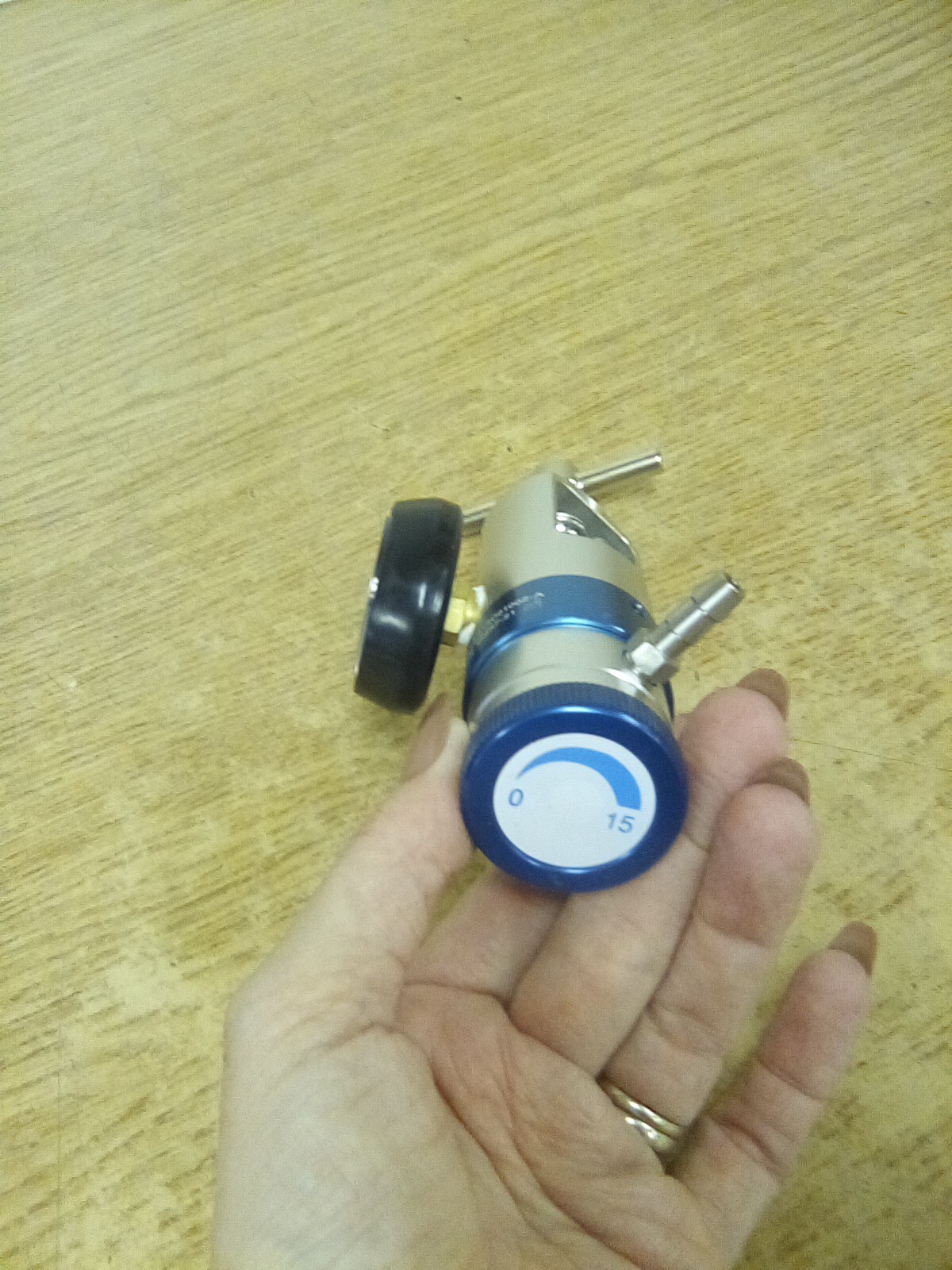 O-Two 02RO01002-A Oxygen Regulator