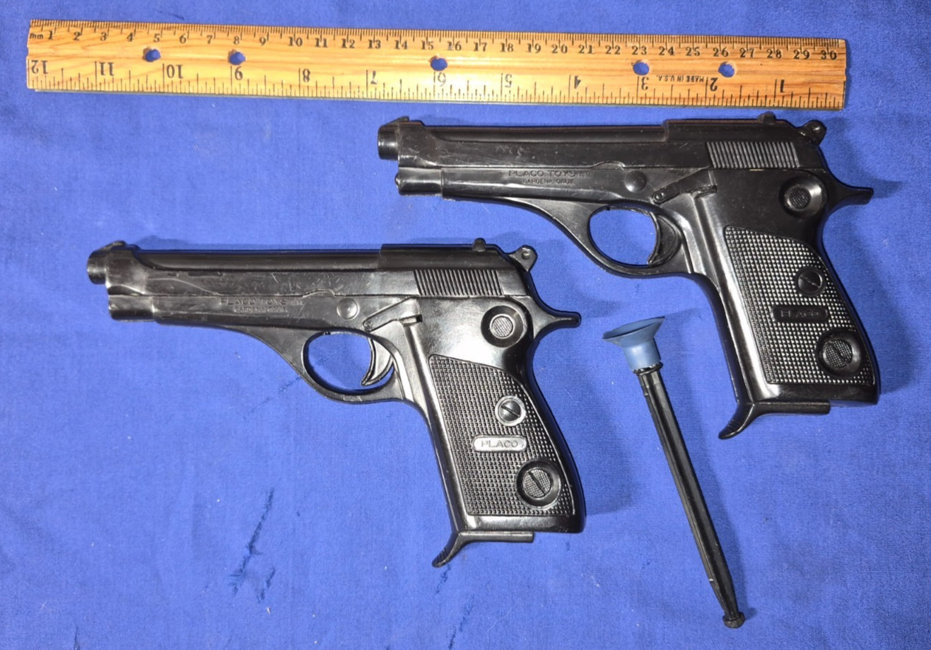 vtg 2 placo toys Dart Guns USED 1 Dart SHIPPING INCLUDED
