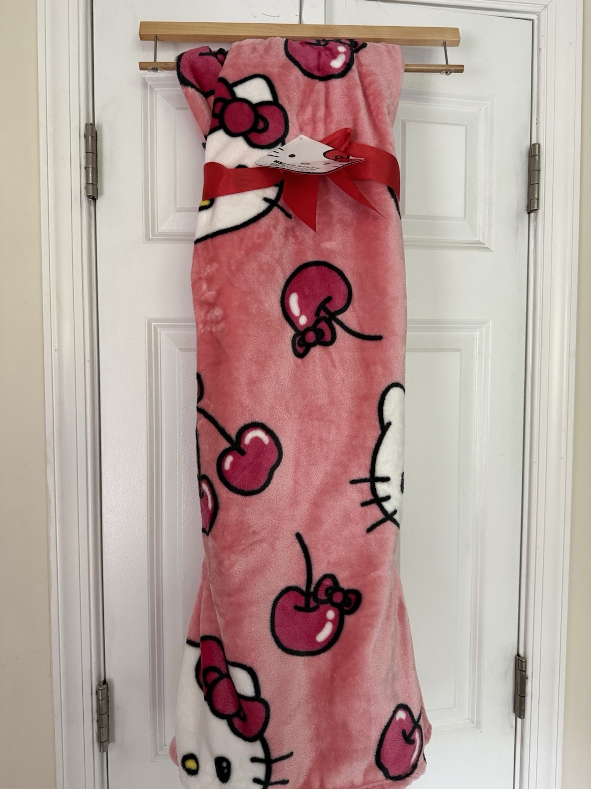 NEW Hello Kitty Cherry Bow Throw Blanket 60 x 70 inches Cherries Pink
