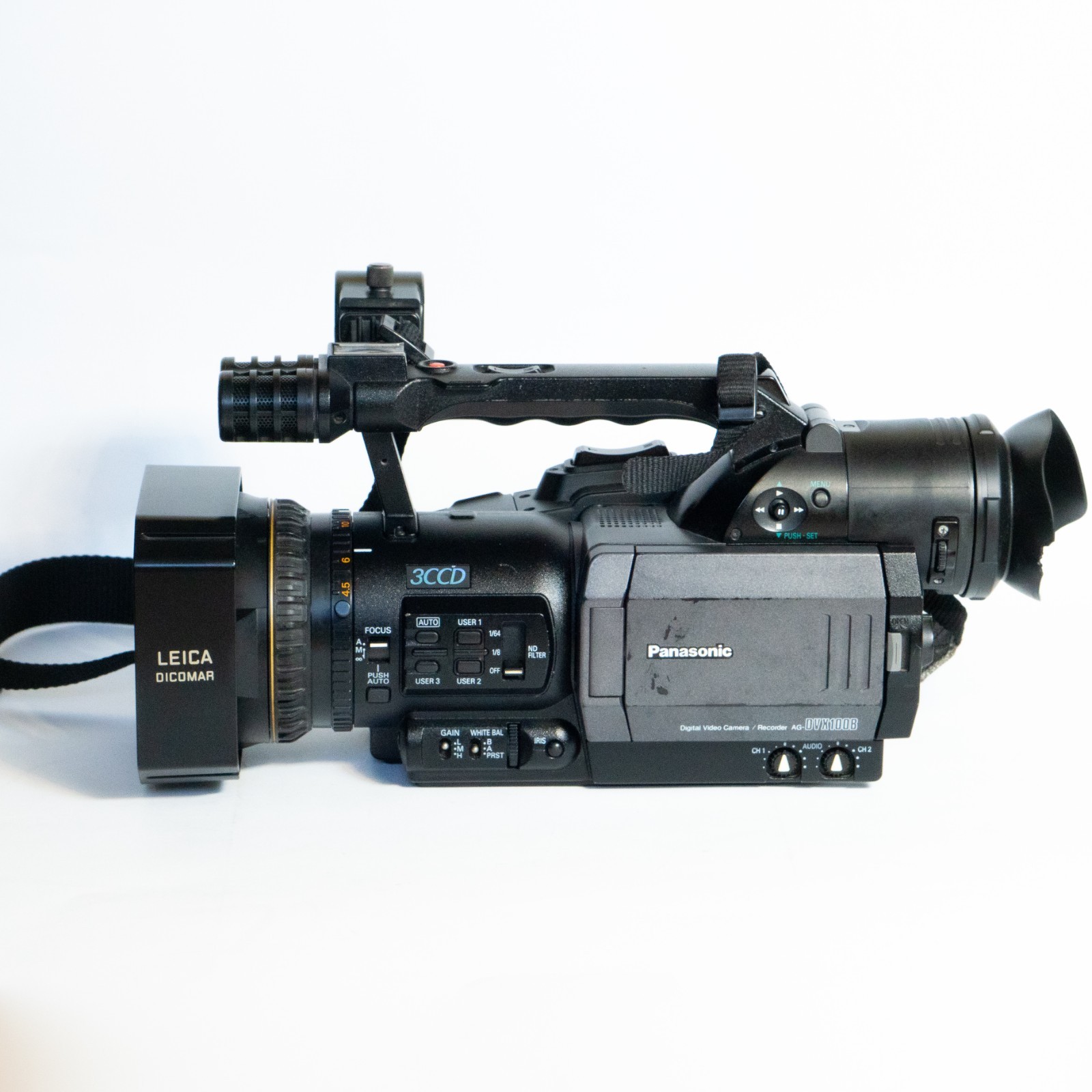 Panasonic AG-DVX100B PAL MiniDV Professional Camcorder – Tested – 671 Hours