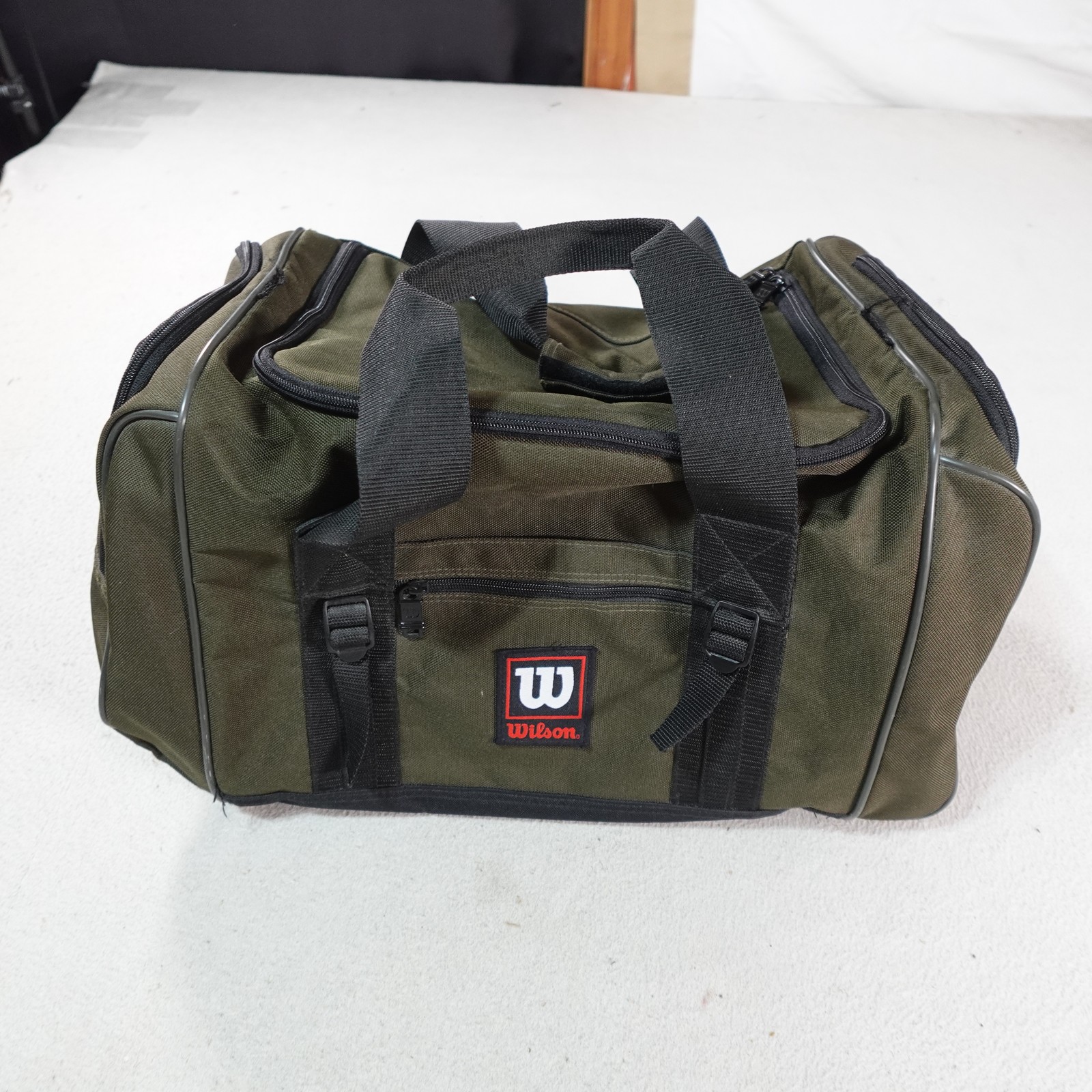 Wilson Duffle Gym Bag Olive Green Black Large Dual Zipper Pockets Sports Travel