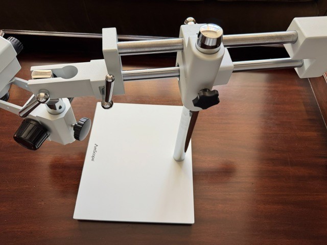 AmScope SM-4BX Stereo Microscope, 45X Magnification on a Double Arm Boom Stand