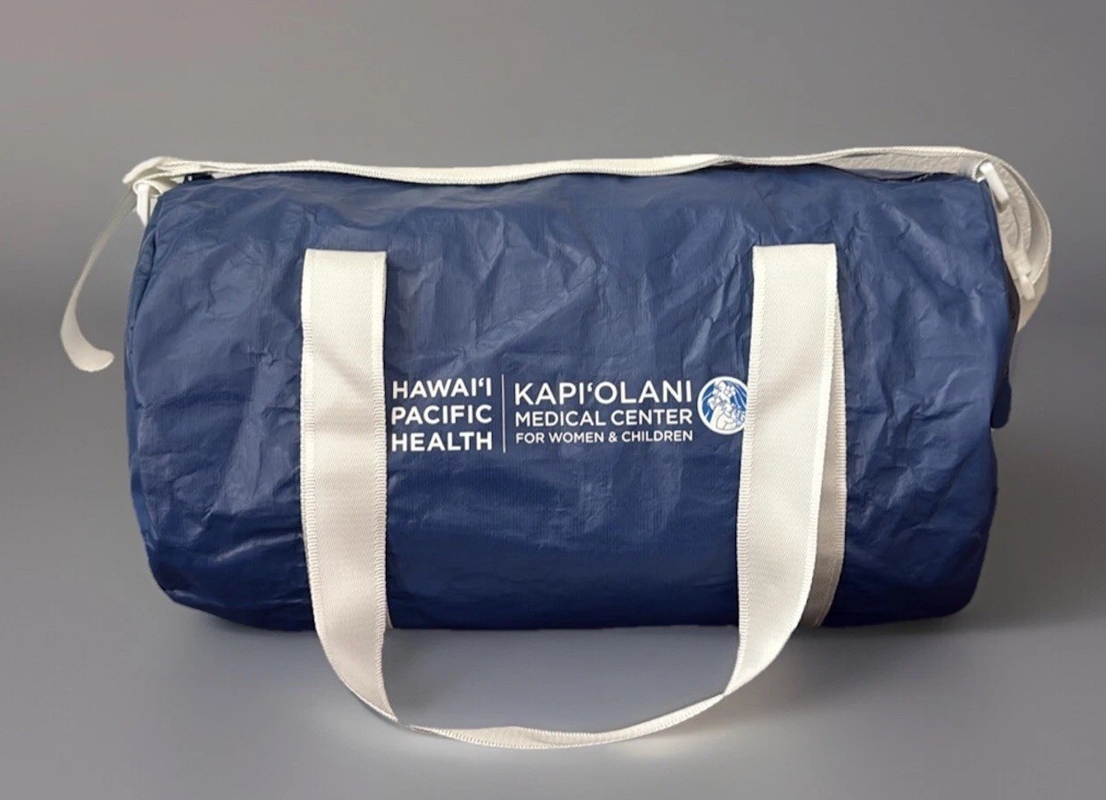 HPH Hawaii Kapiolani Women and Children’s Hospital Canvas Duffle Gym Bag Brand