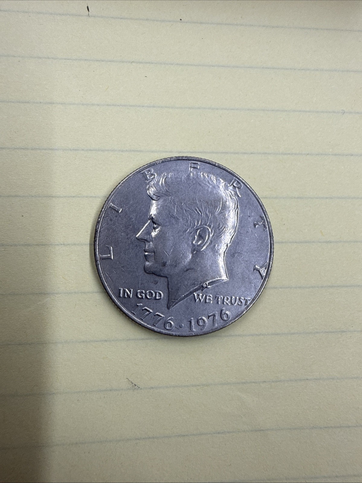 1776-1976 kennedy half dollar COIN “NO MINT MARK “ Bicentennial