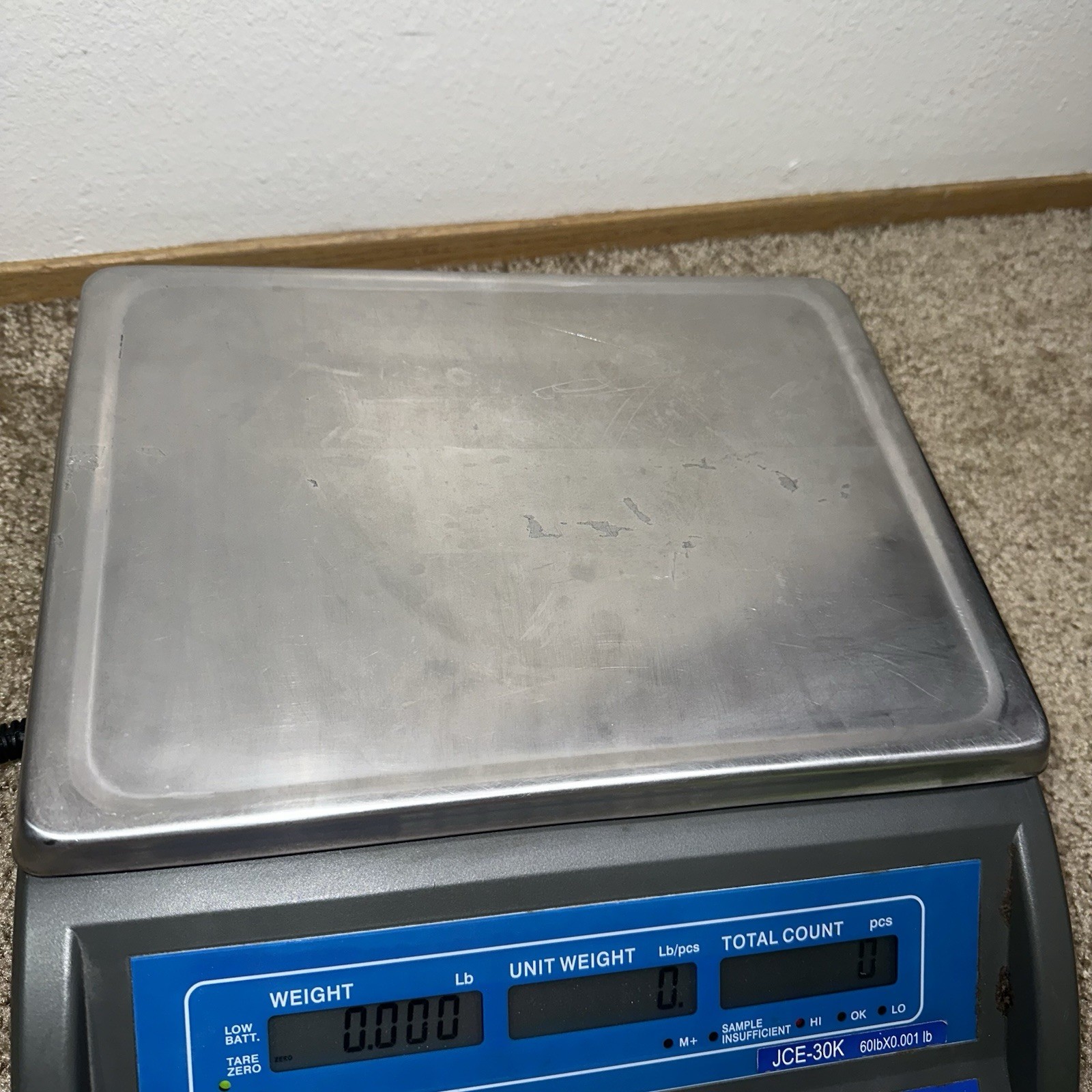 Uline JCE-30K Counting Scale, Plug, 60lbx0.002lb, (read)