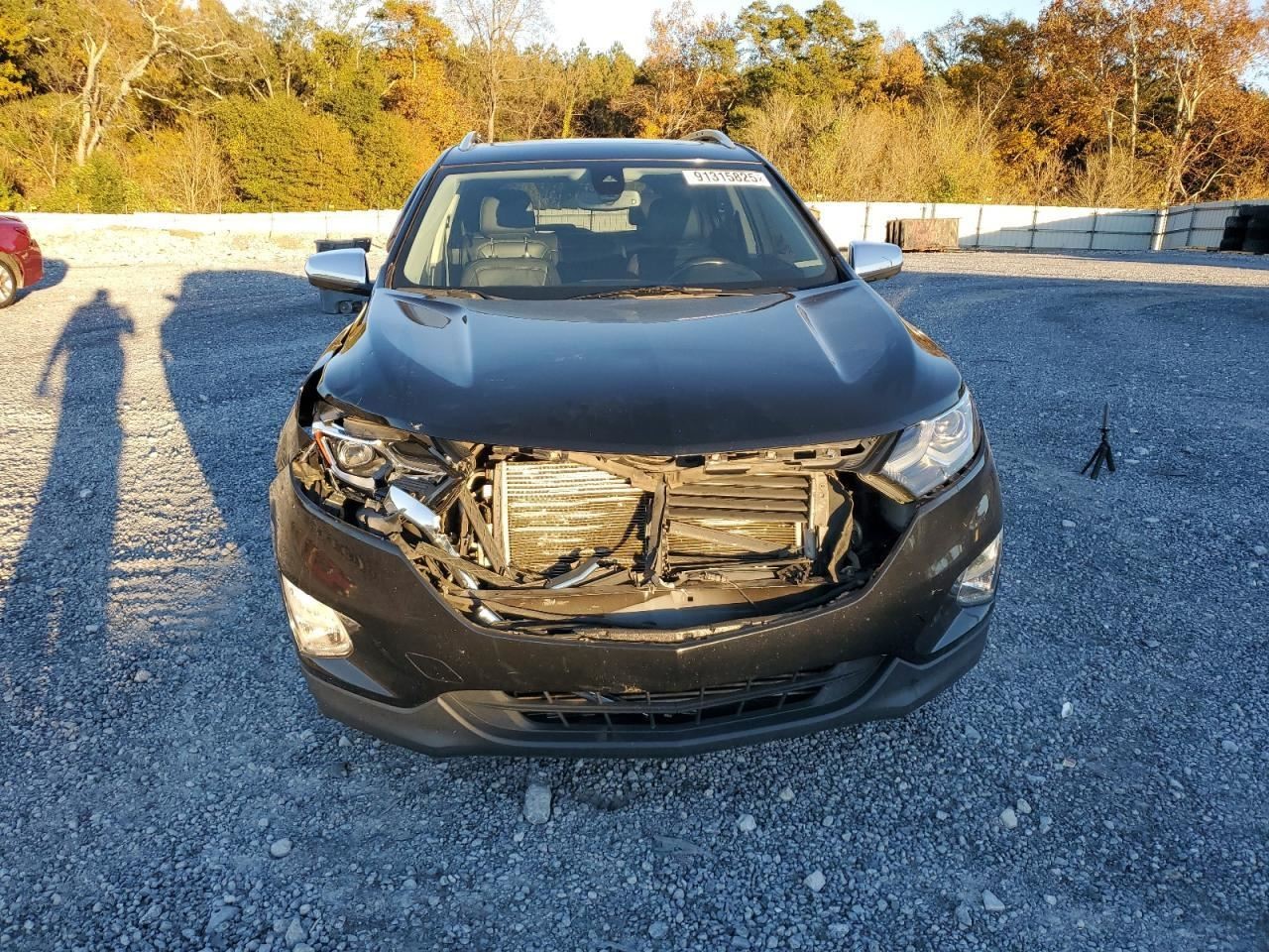 EQUINOX 2019 Glove Box 4935673
