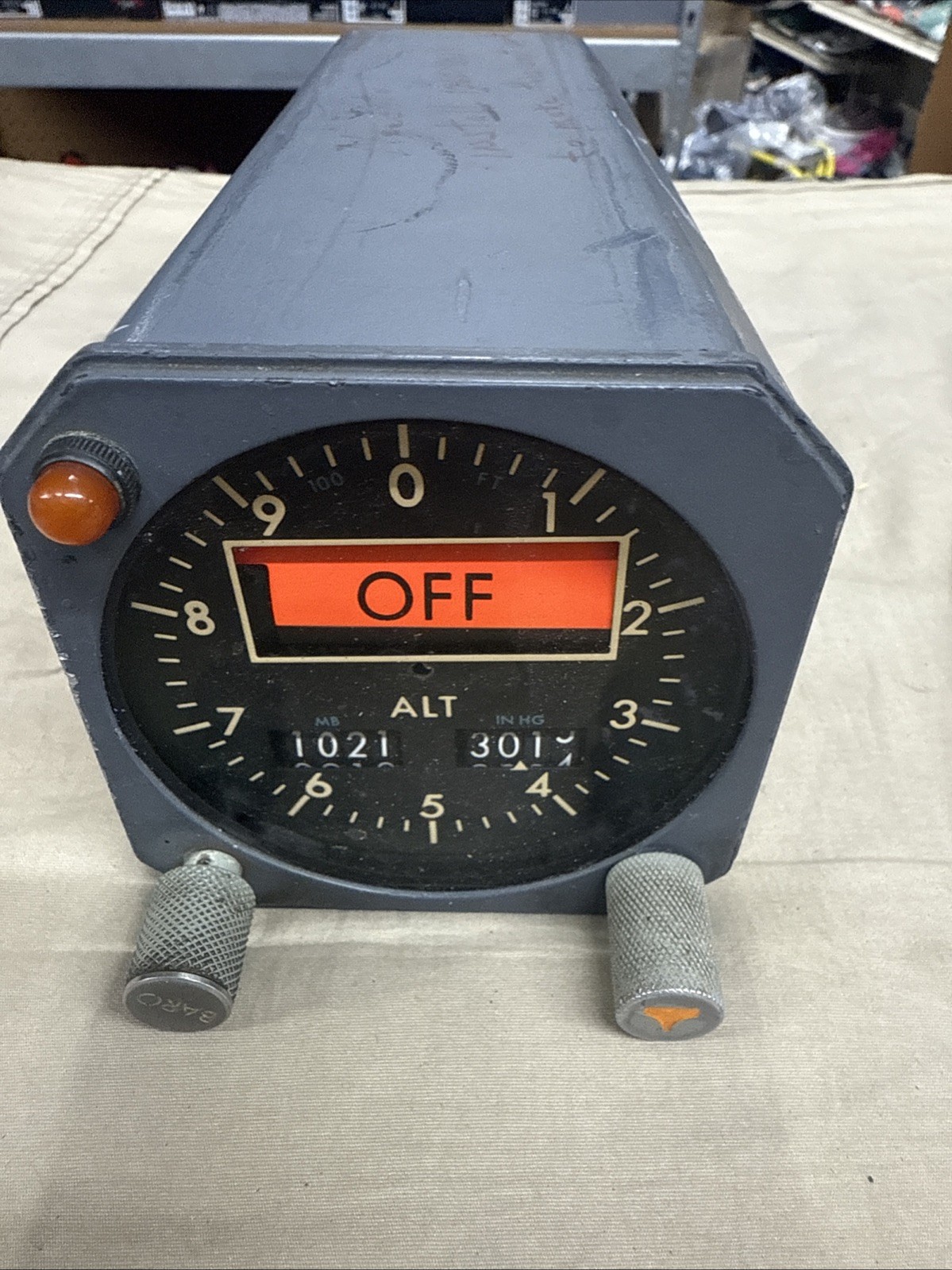 Altimeter Sperry Flight Instrument 4005123-901 OEM