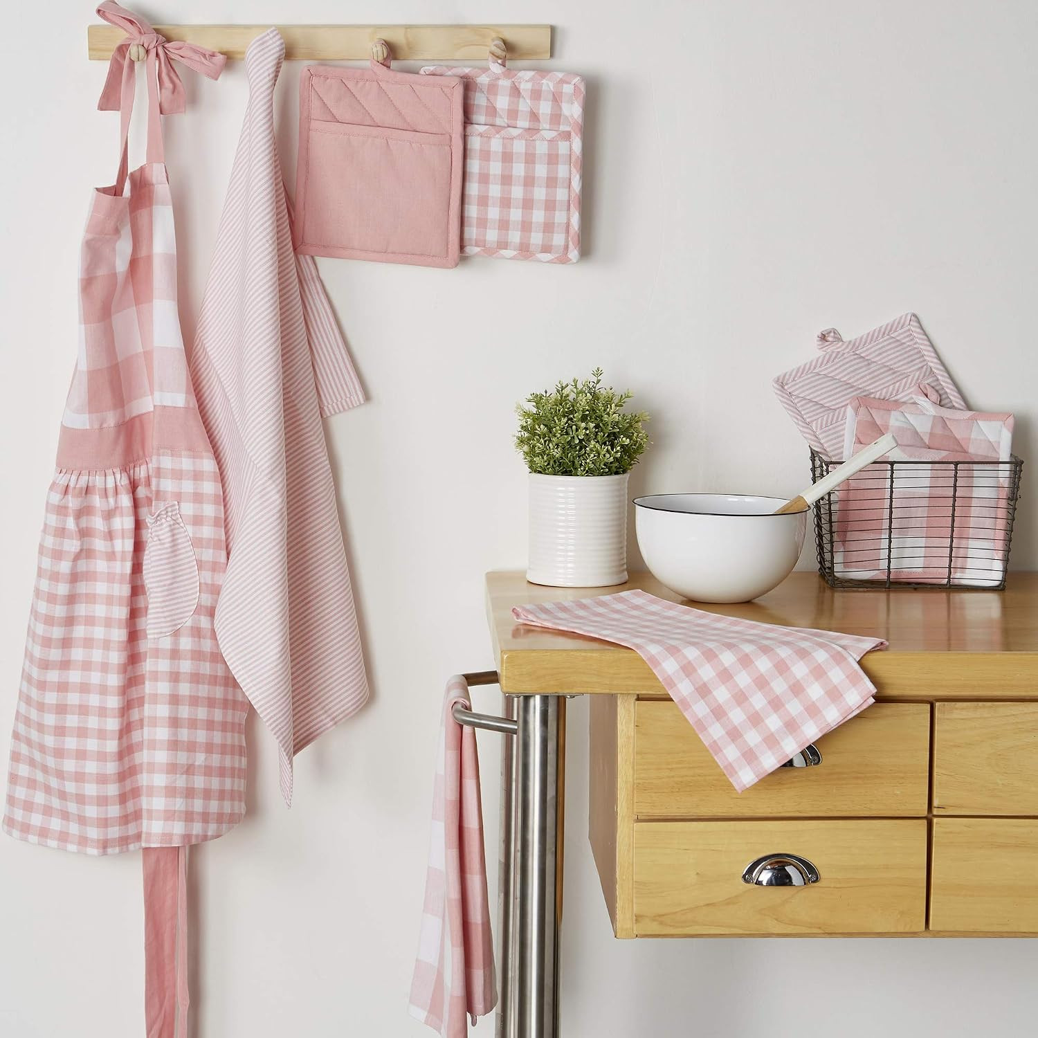 Gingham Check Kitchen Collection, Pink, Dishtowel Set
