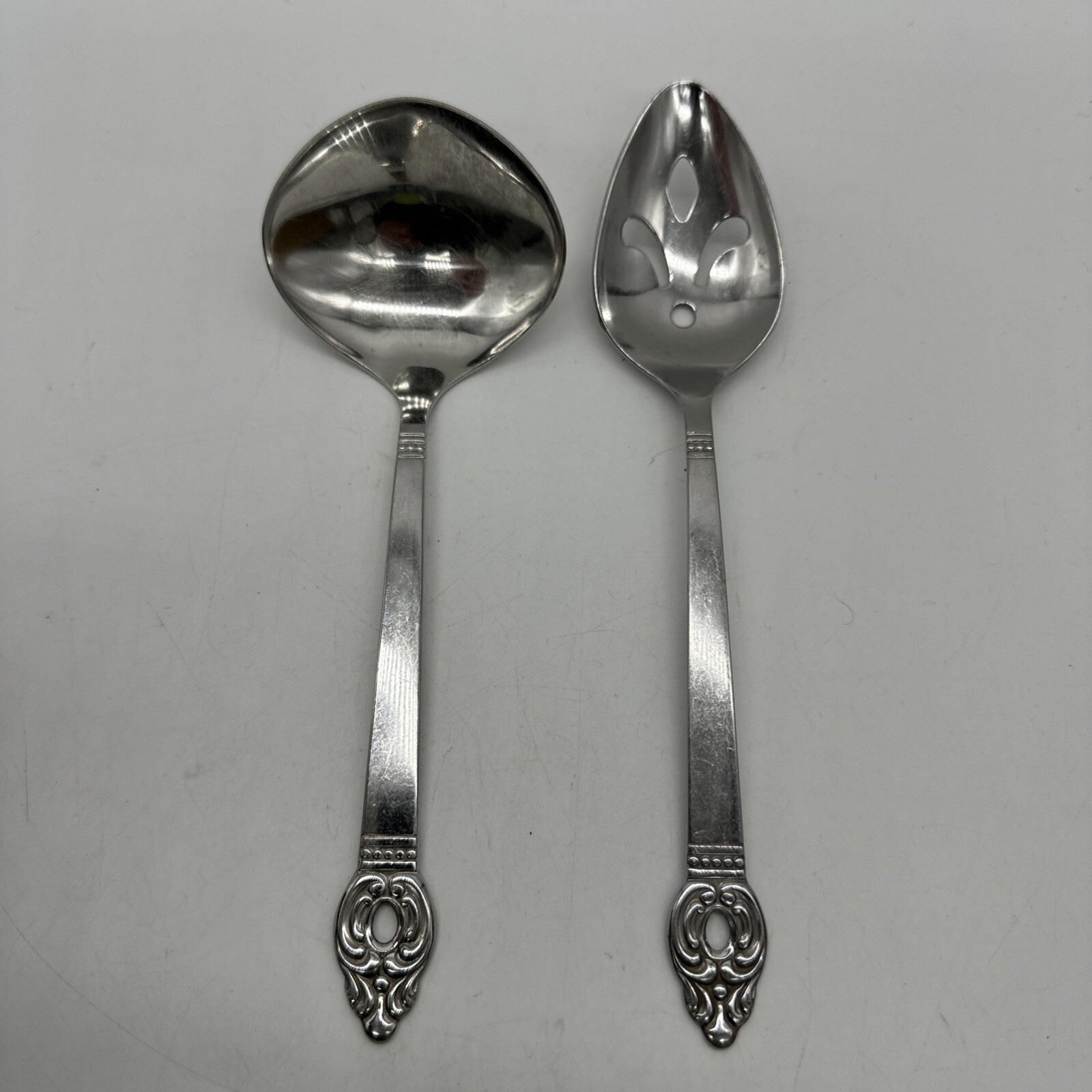 Oneida 1881 Rogers Danish Court Ladle & Slotted Serving Spoon Stainless Flatware