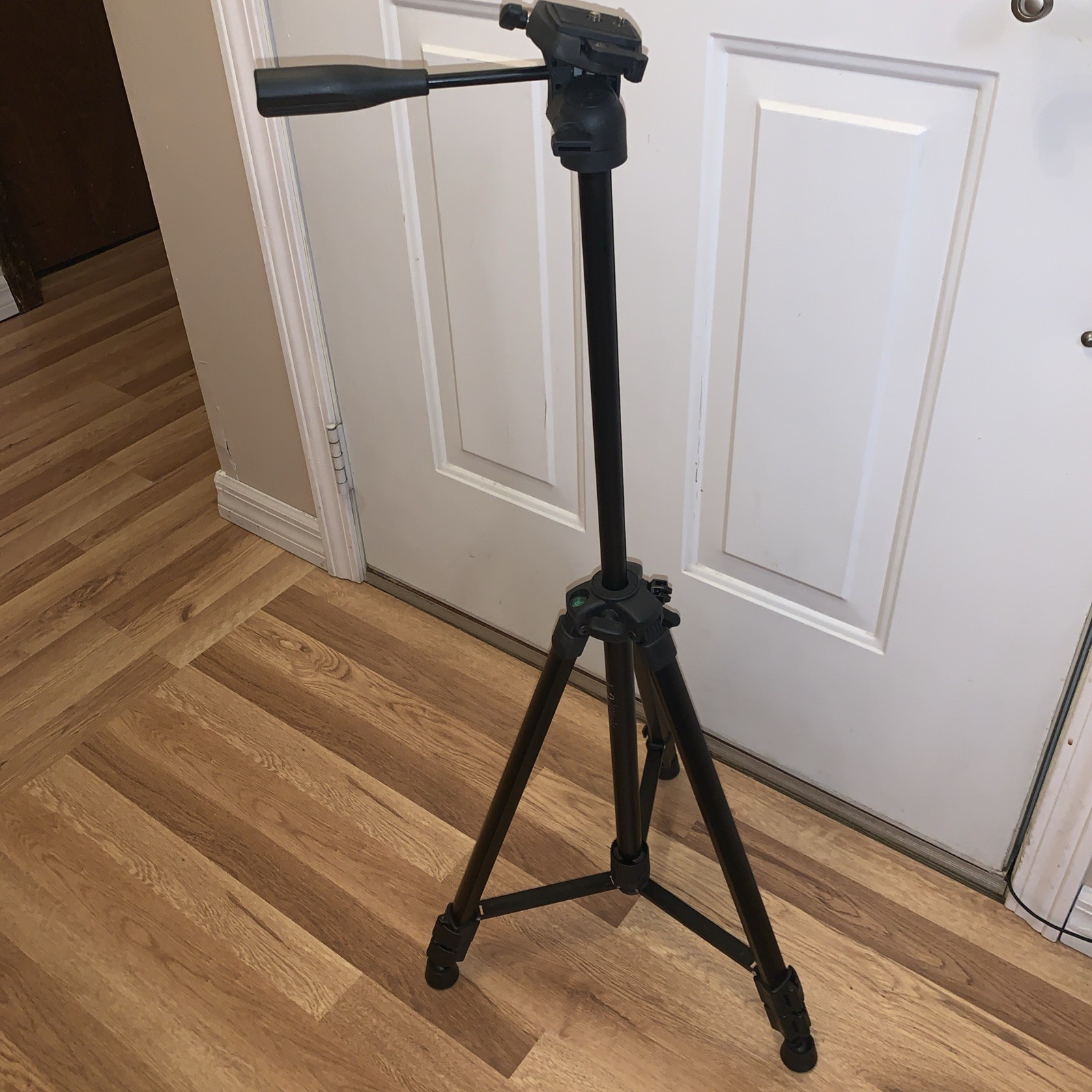 Ikross Tripod Mount Holder for Tablet/Smartphone/Camera/Video
