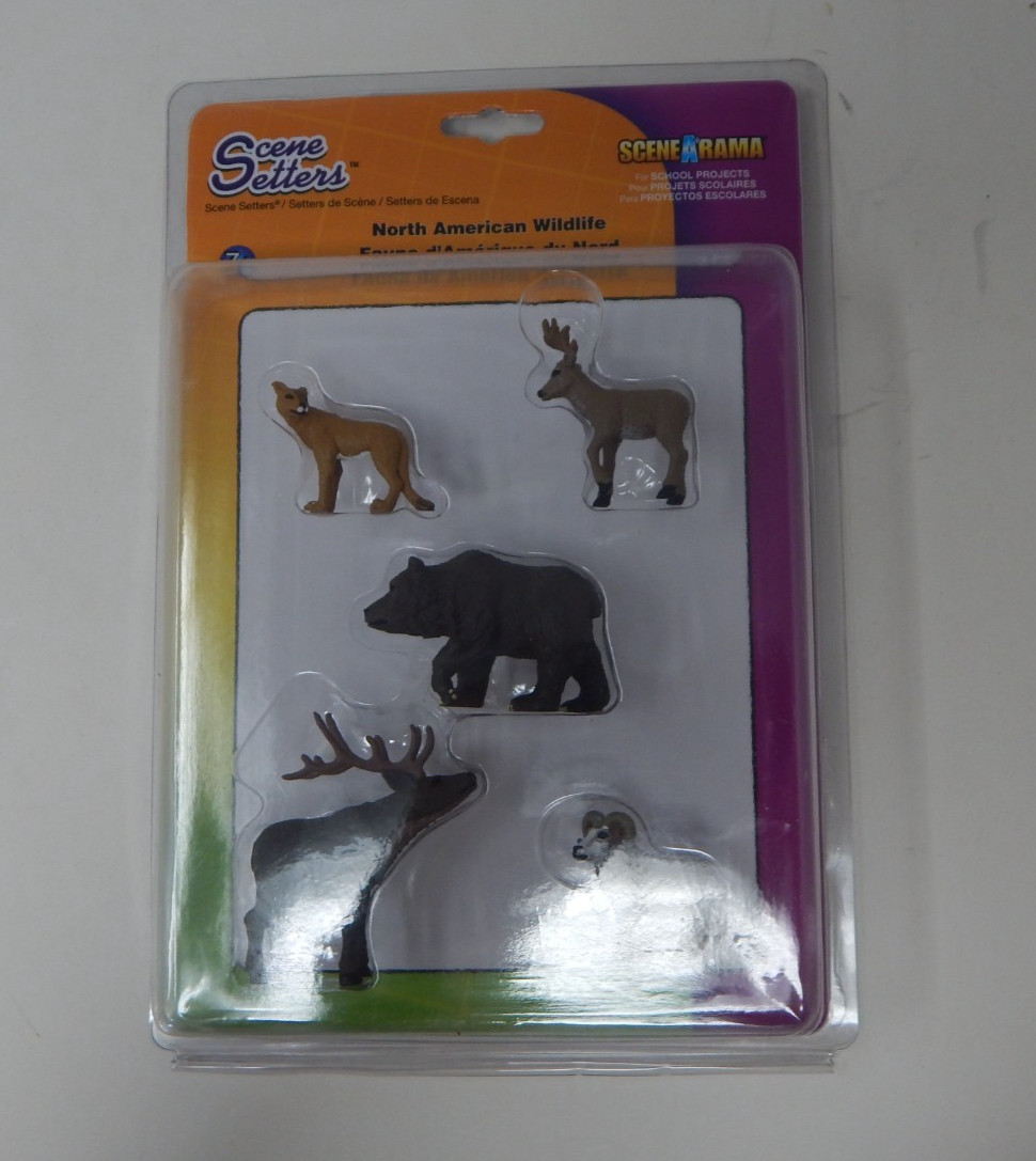 Woodland Scenics SP4349 Diorama Wildlife Scene Setter