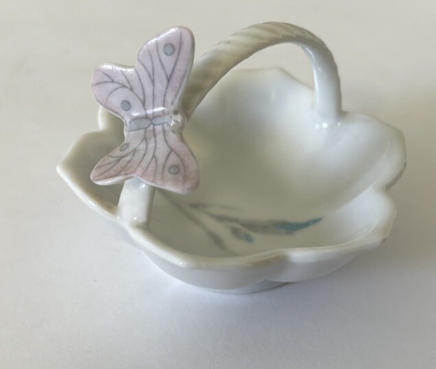 Cute Butterfly Takahashi San Francisco 3” Wide 2.25” Tall Trinket Basket