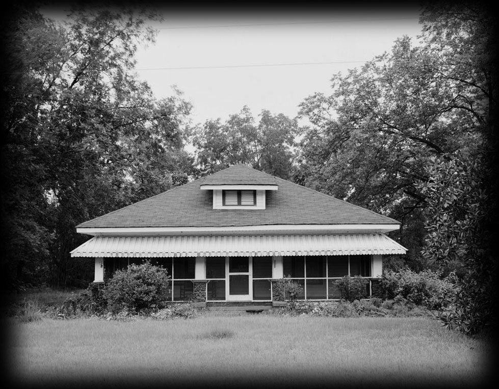 Southern style Bungalow, historic home of a president, 4 bedrooms, printed plans