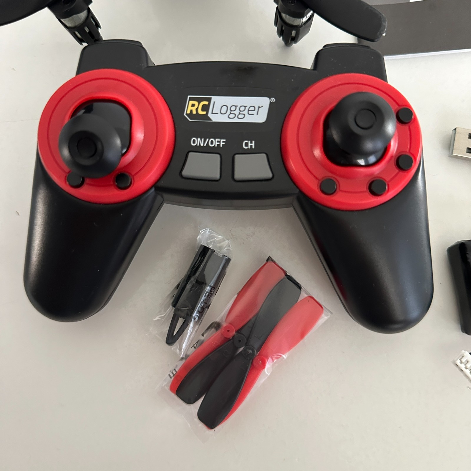 RC Logger Eye One 88004RC Mode 3 Quadcopter Drone Stabilizing with Box Light Use