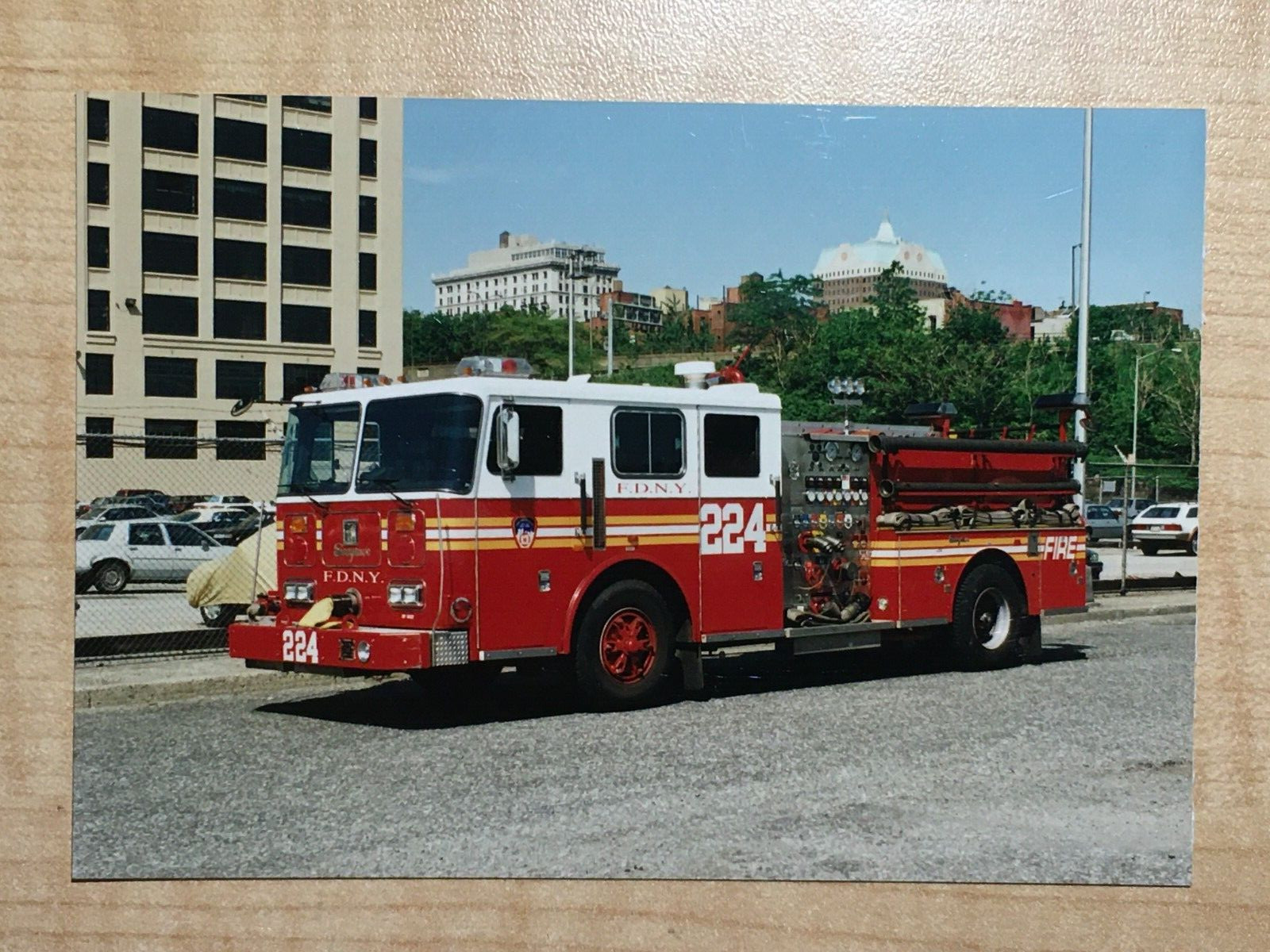 New York City Engine 224 1993 Seagrave pumper Fire Apparatus Print A24
