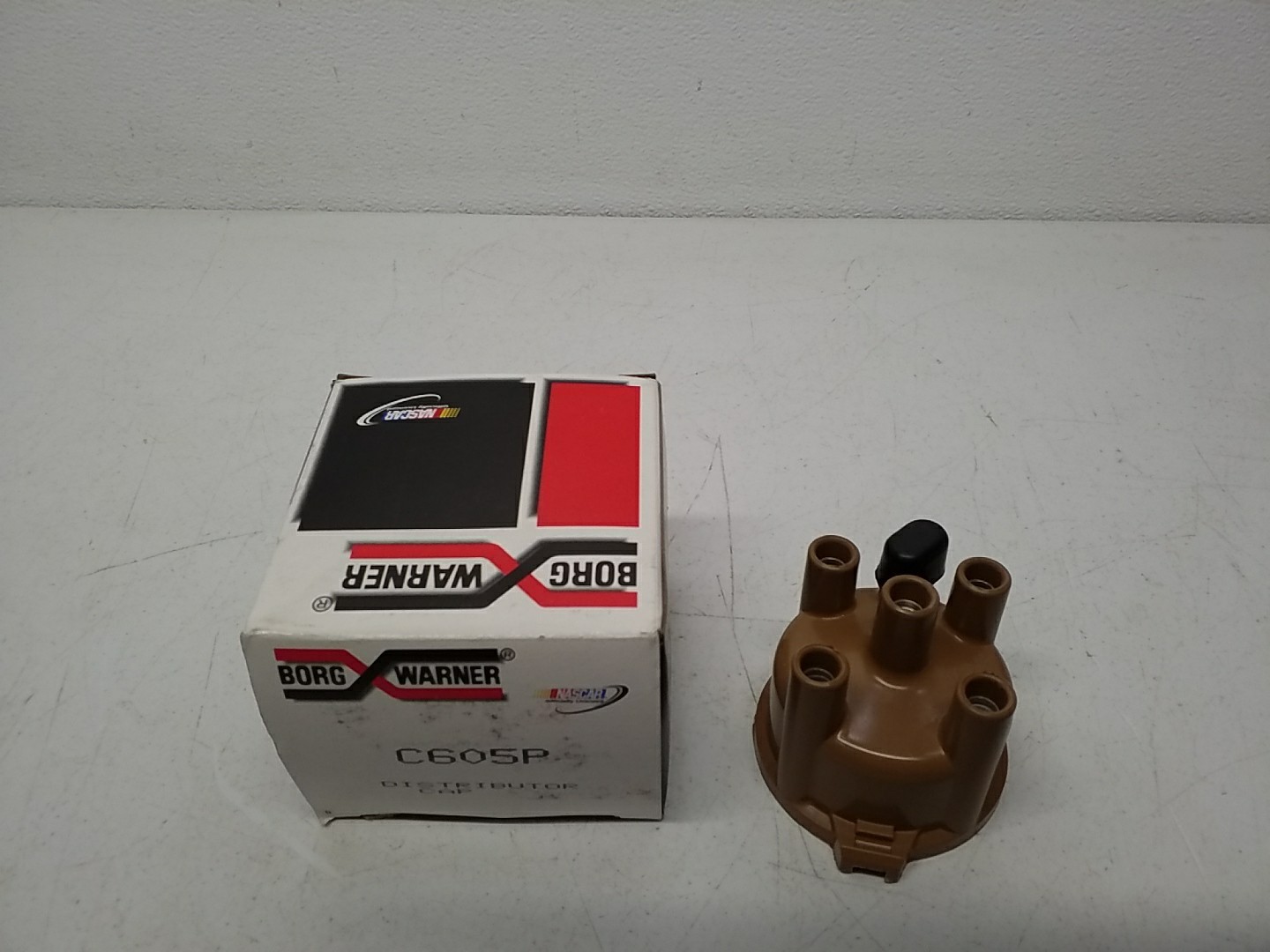 C605P Borg Warner Distributor Cap – Durable, Precise Ignition Performance