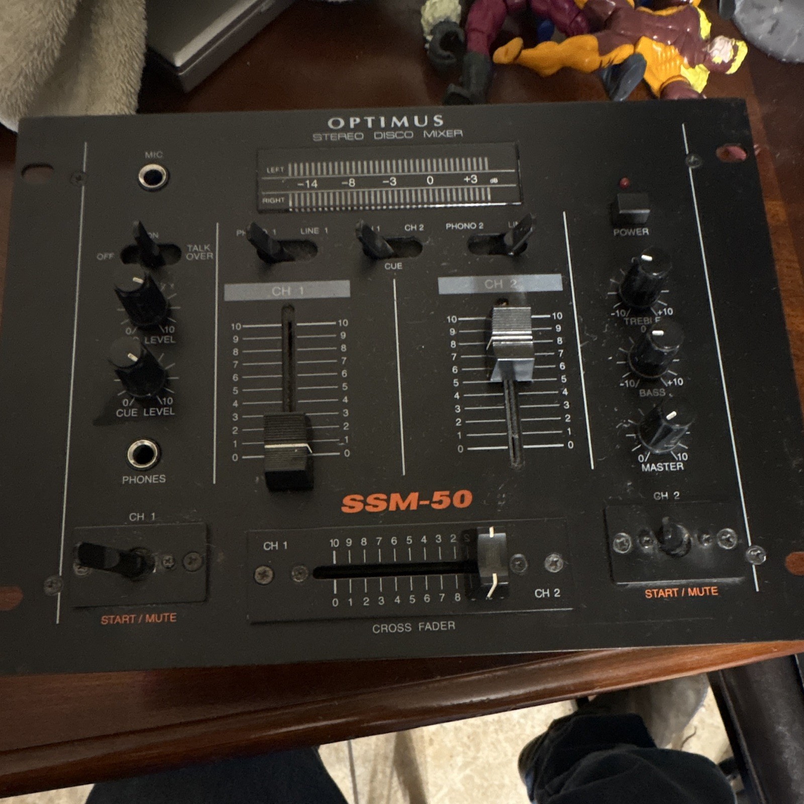 Optimus SSM-50 Analog 2-Channel DJ Mixer 2-Bus Talkover Tabletop Black