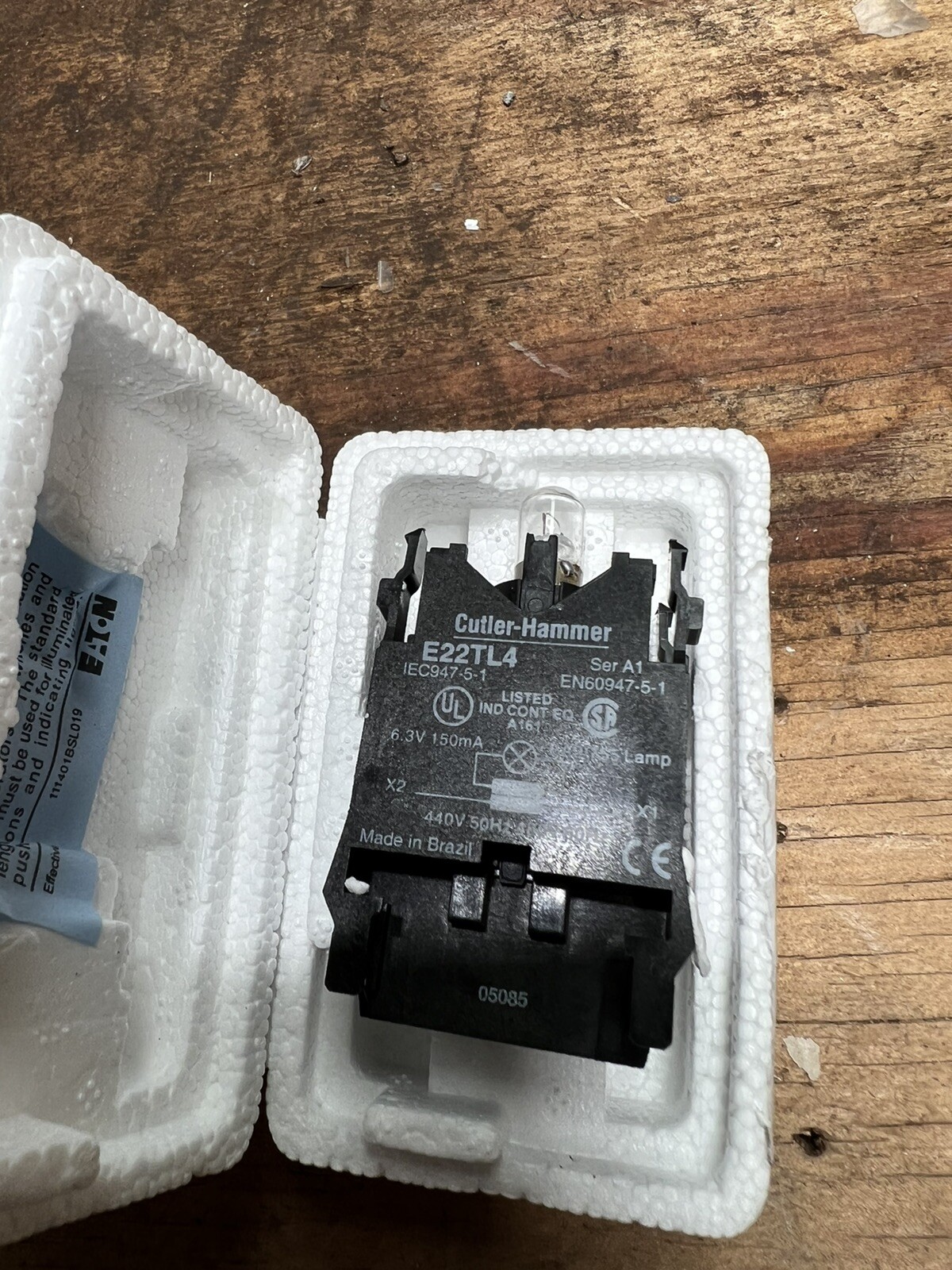 Qty 4 cutler hammer E22tl4 Ex Surplus New