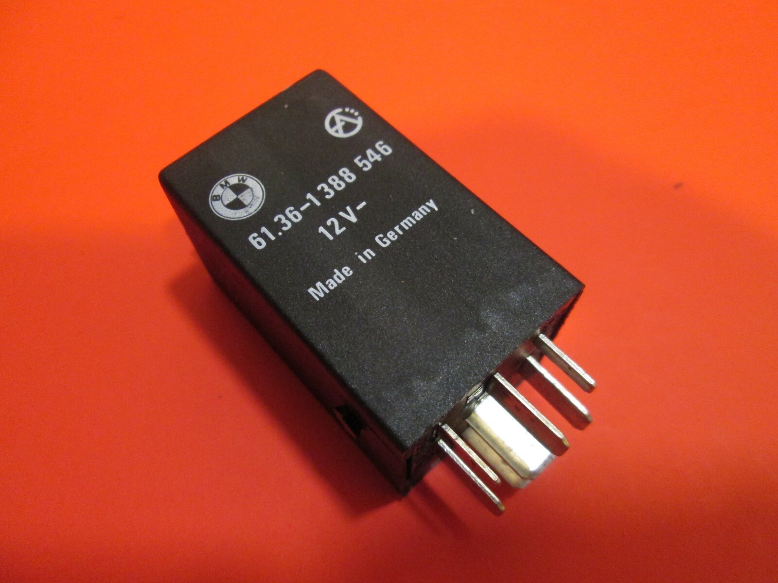 BMW Hazard Relay  61361388546  12V  61.36-1 388 546   7-pin Relay