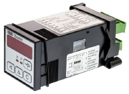 Baumer XM-D2/RS 5 Digit LED Digital Counter, 10kHz, 115-230V AC, SPCO Relay NEW