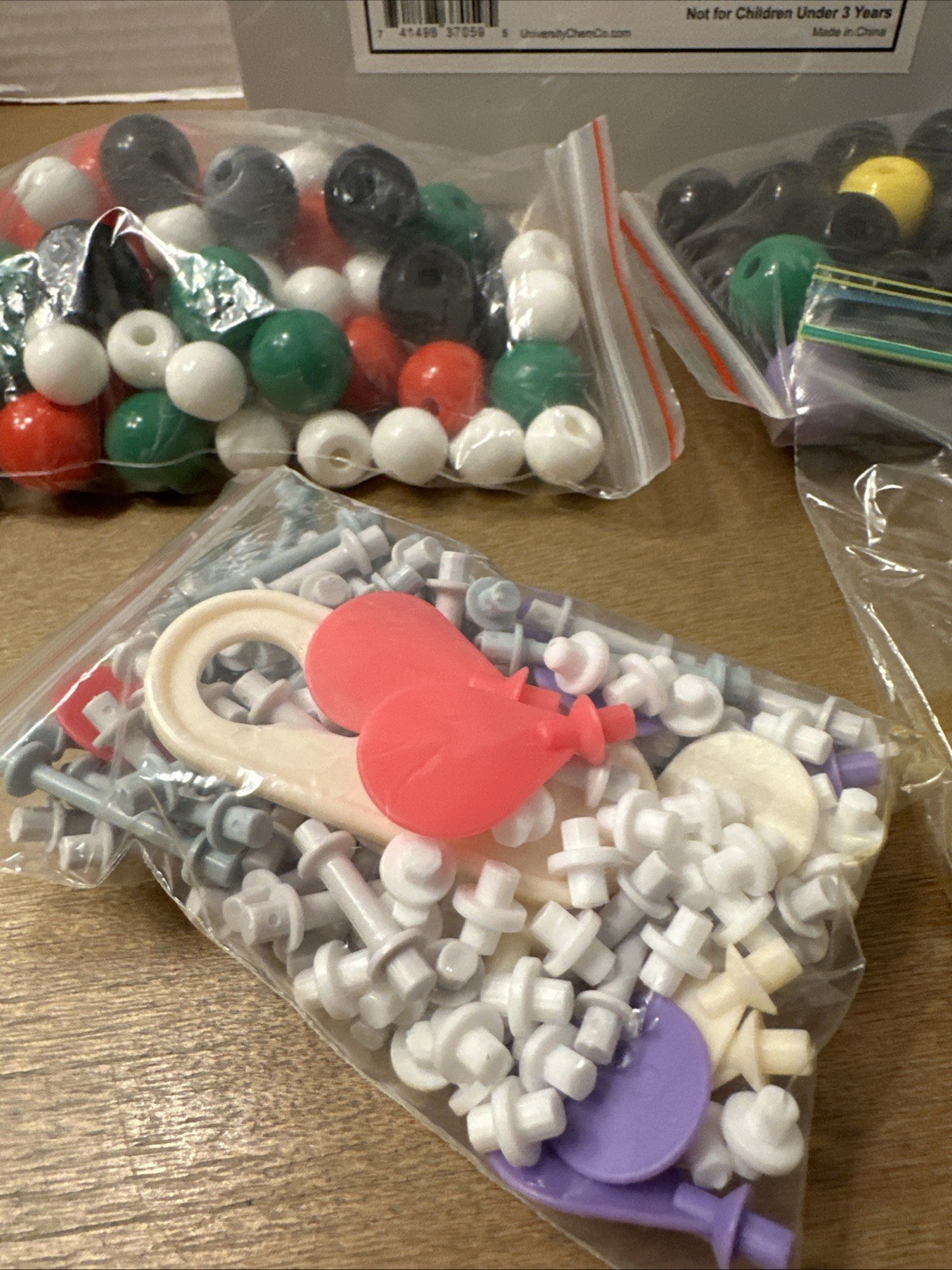 University Chemistry Co Molecular Model Set, Atoms Bonds