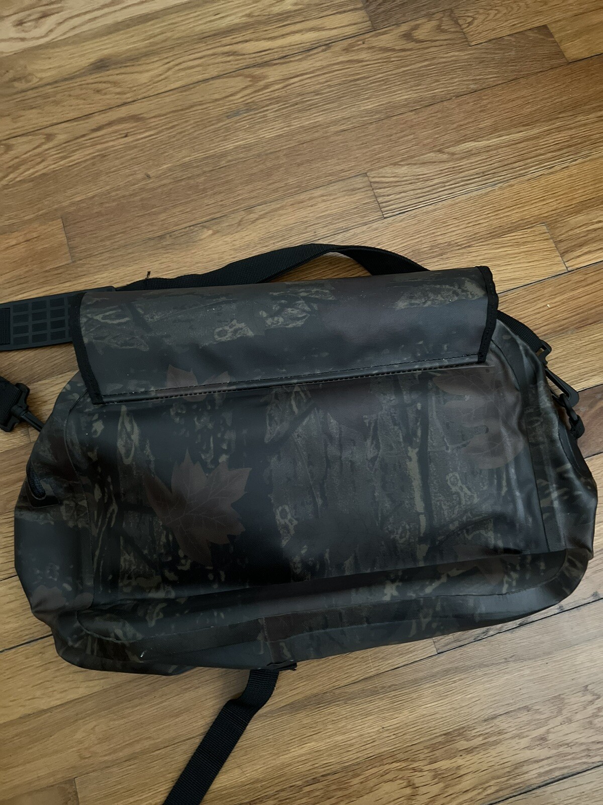 Sopras Sub Camo Waterproof Handle Bag 18 x 14 inch