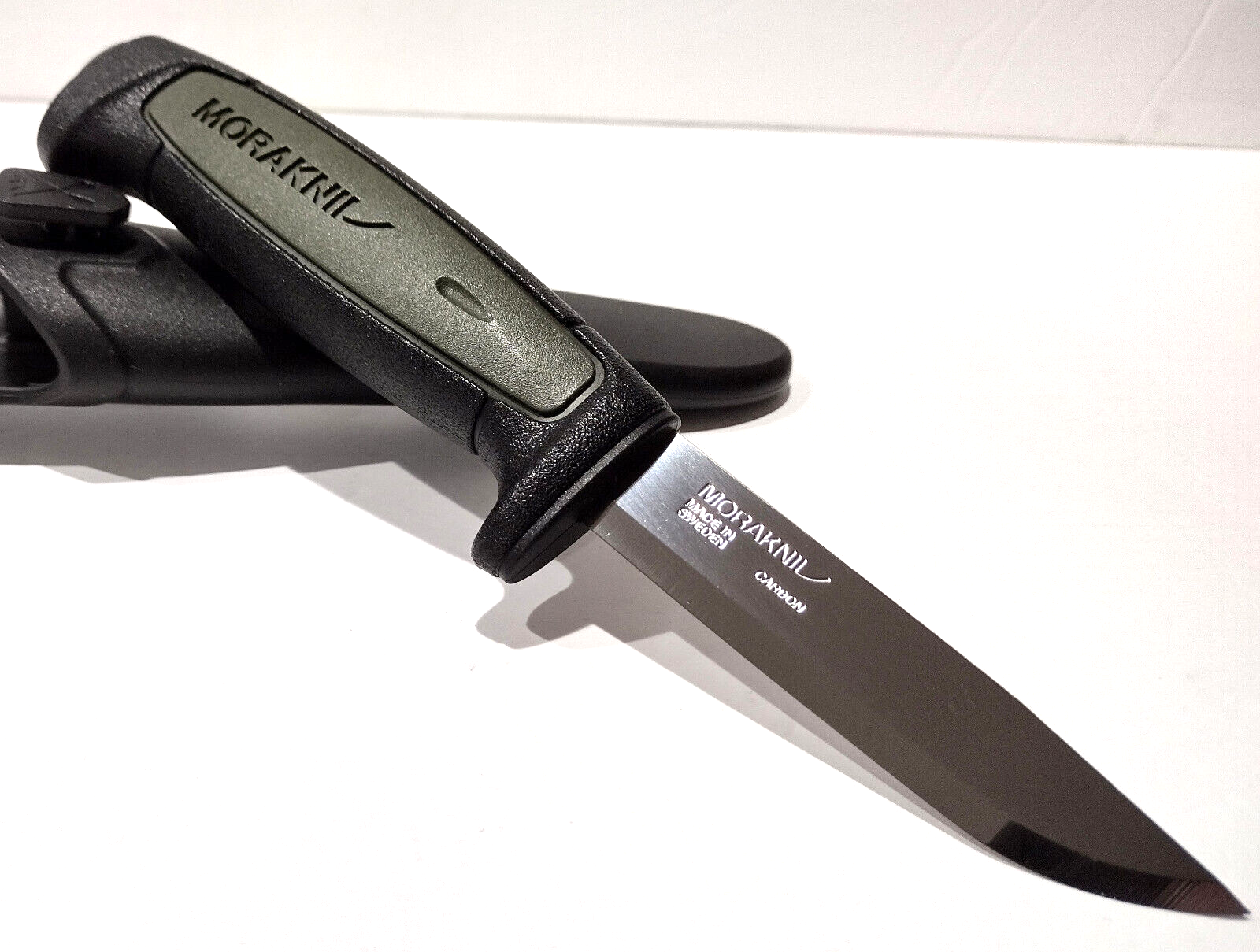 MORA SWEDEN MORAKNIV MILITARY BLACK/GREEN BASIC 511 CARBON STEEL TACTICAL KNIFE