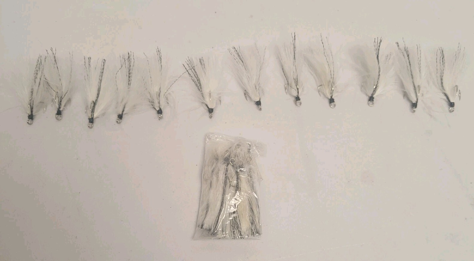 24 Dressed Treble Hooks with White & Black Feathers Hook size #8