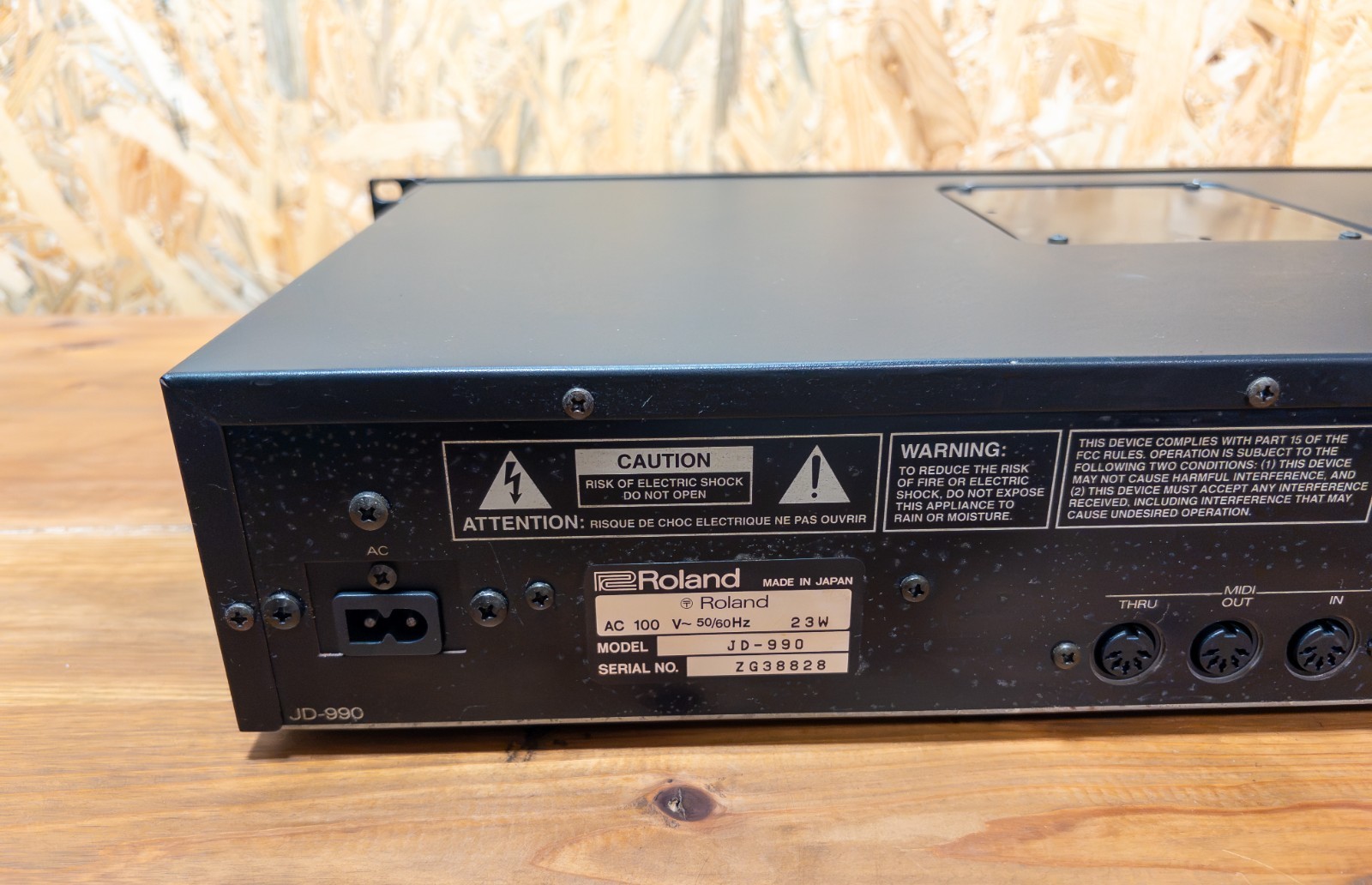 Roland JD-990 Super JD Synthesizer Module w/ Memory Card & Power Cable