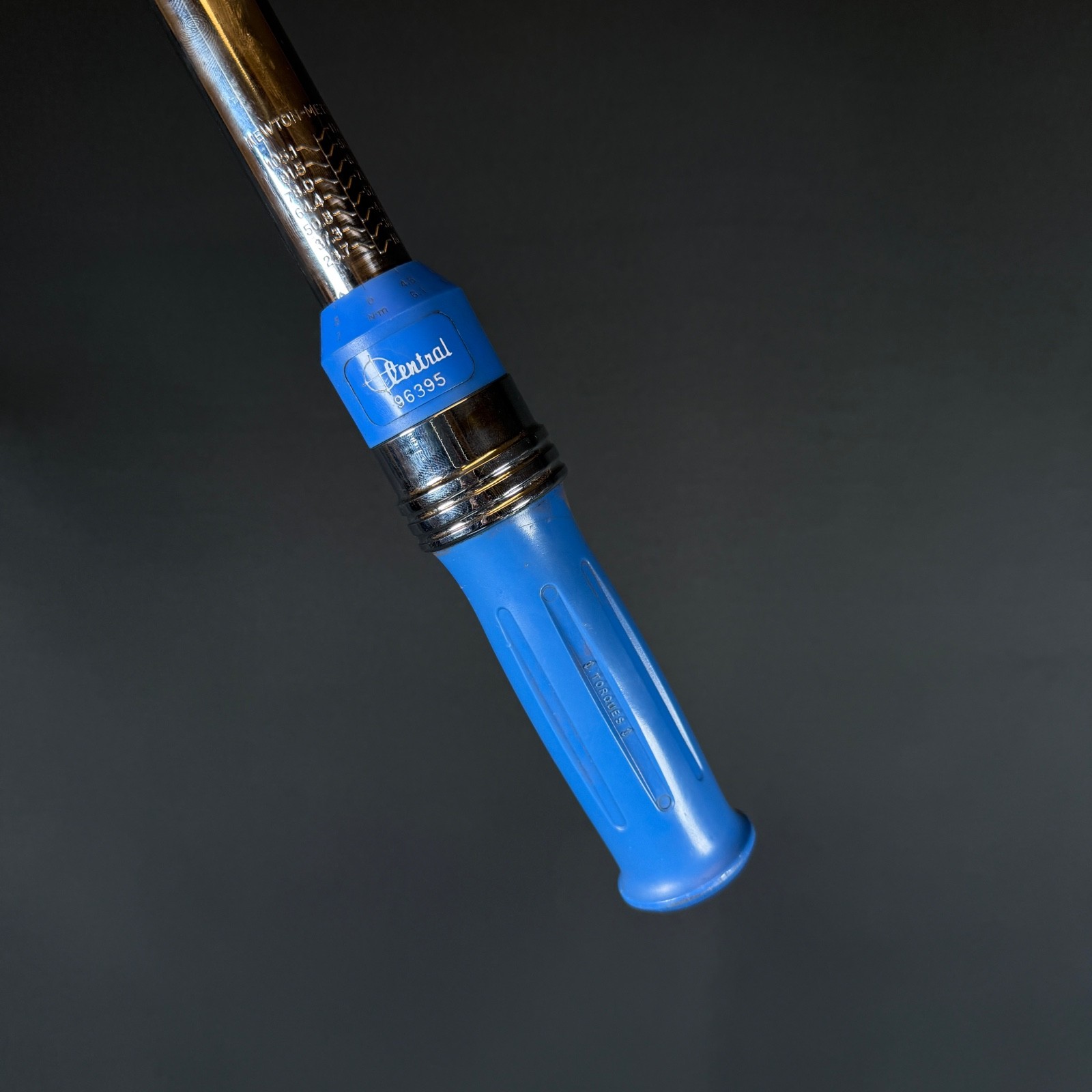 Vintage Central Tools 96395 80 pounds Torque Wrench Blue with case