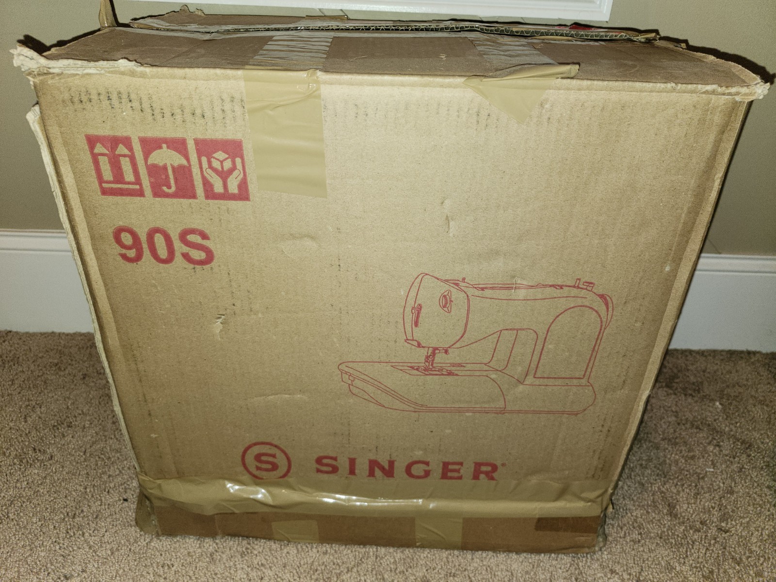 SINGER 90S  Special Edition Computerized Portable Sewing Machine w/ LCD Screen