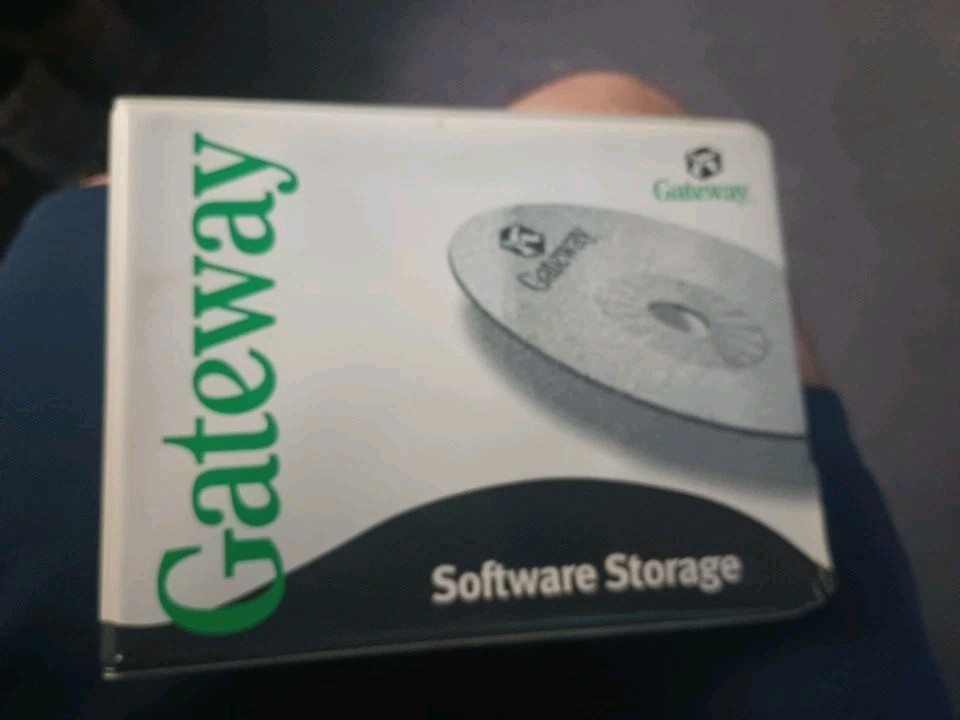 Vintage PC Software Lot Gateway Binder 7 Works Suite 2000 CDs Manuals