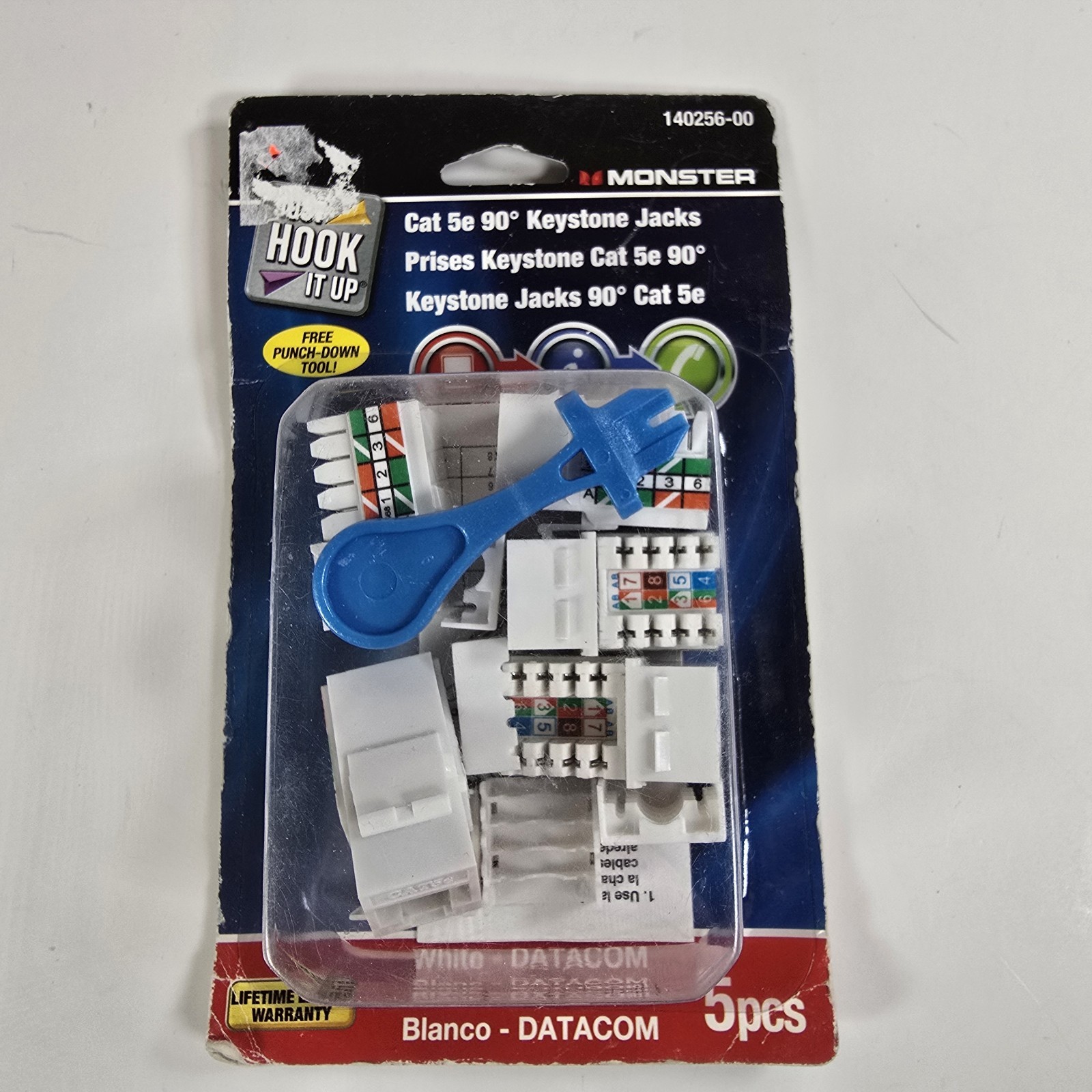 Monster Cat 5e 90 Degree Keystone Jacks 5pcs Just Hook It Up 140256-00 White